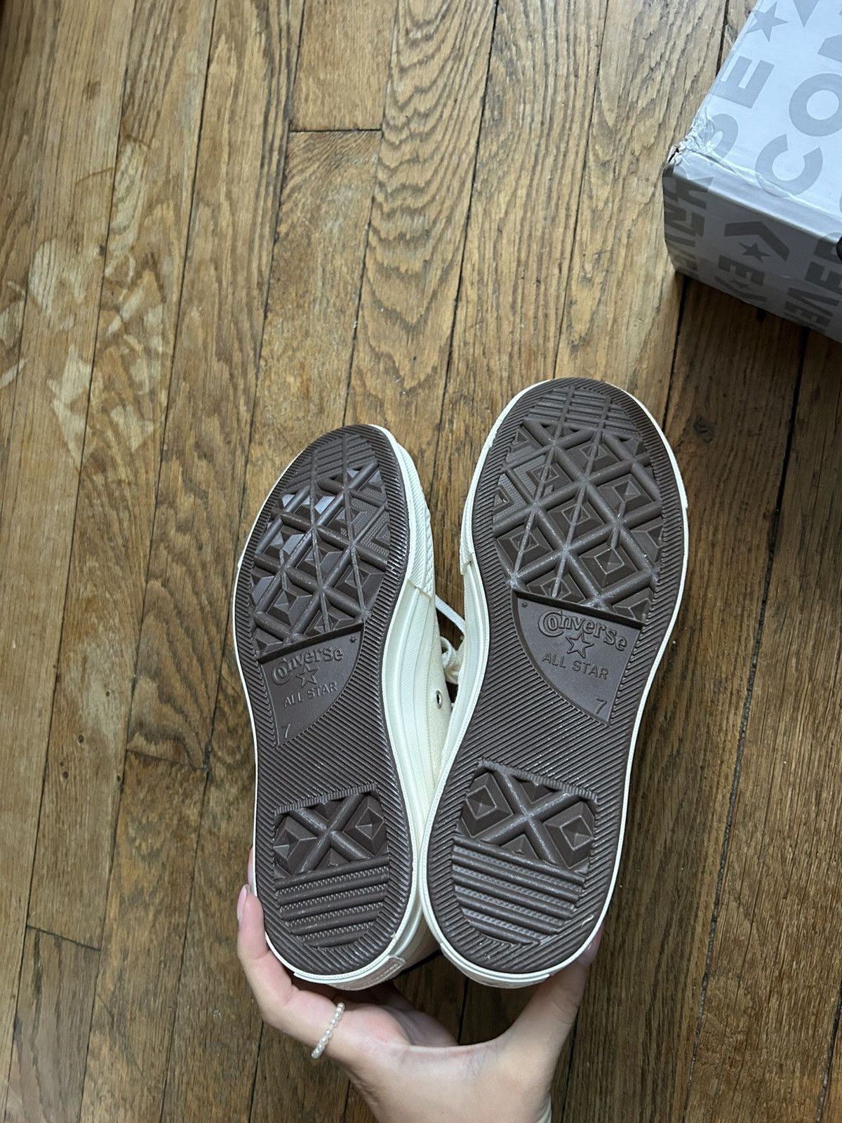 Comme des Garcons PLAY × Converse Sneakers montantes Converse x Comme des Garçons PLAY Blanc Size US 7 / EU 40 - 15 Thumbnail