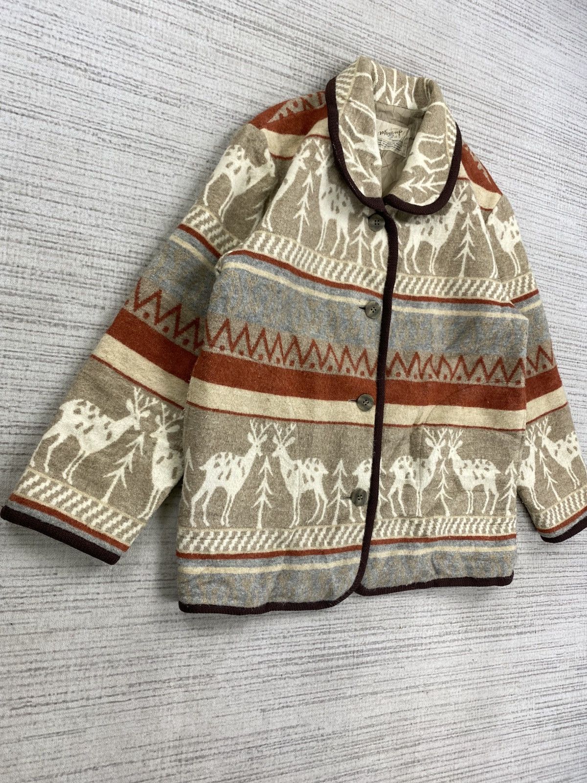 Japanese Brand × Vintage Vintage More Up Aztec Animal Design Full Printed Wool Jacket Size US M / EU 48-50 / 2 - 3 Thumbnail