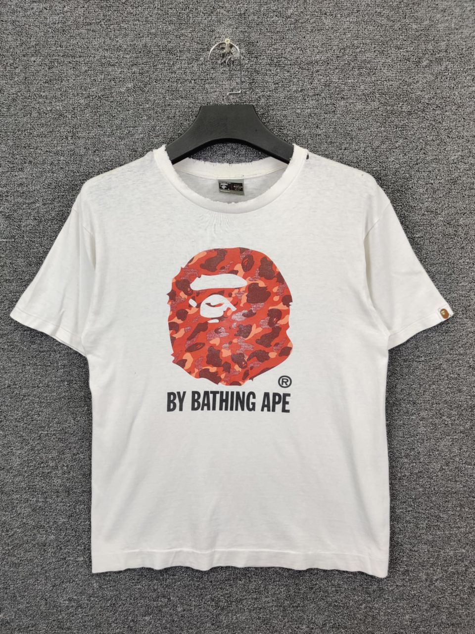 Bape Thrashed Vintage 90s A Bathing Ape Distressed Tee Tshirt Size US M / EU 48-50 / 2 - 1 Thumbnail