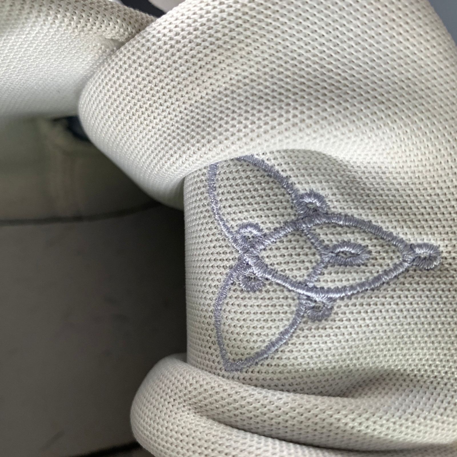 Nike NIKE White Silver Mixed Patterns Canvas B-Ball Snkrs Size US 15 / EU 48 - 8 Thumbnail