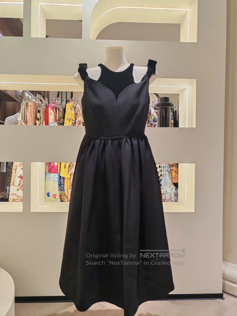 Fendi Fendi Black Off-Shoulder Bow Tie Dress, Wool Blend Size XS / US 0-2 / IT 36-38 - 1 Thumbnail