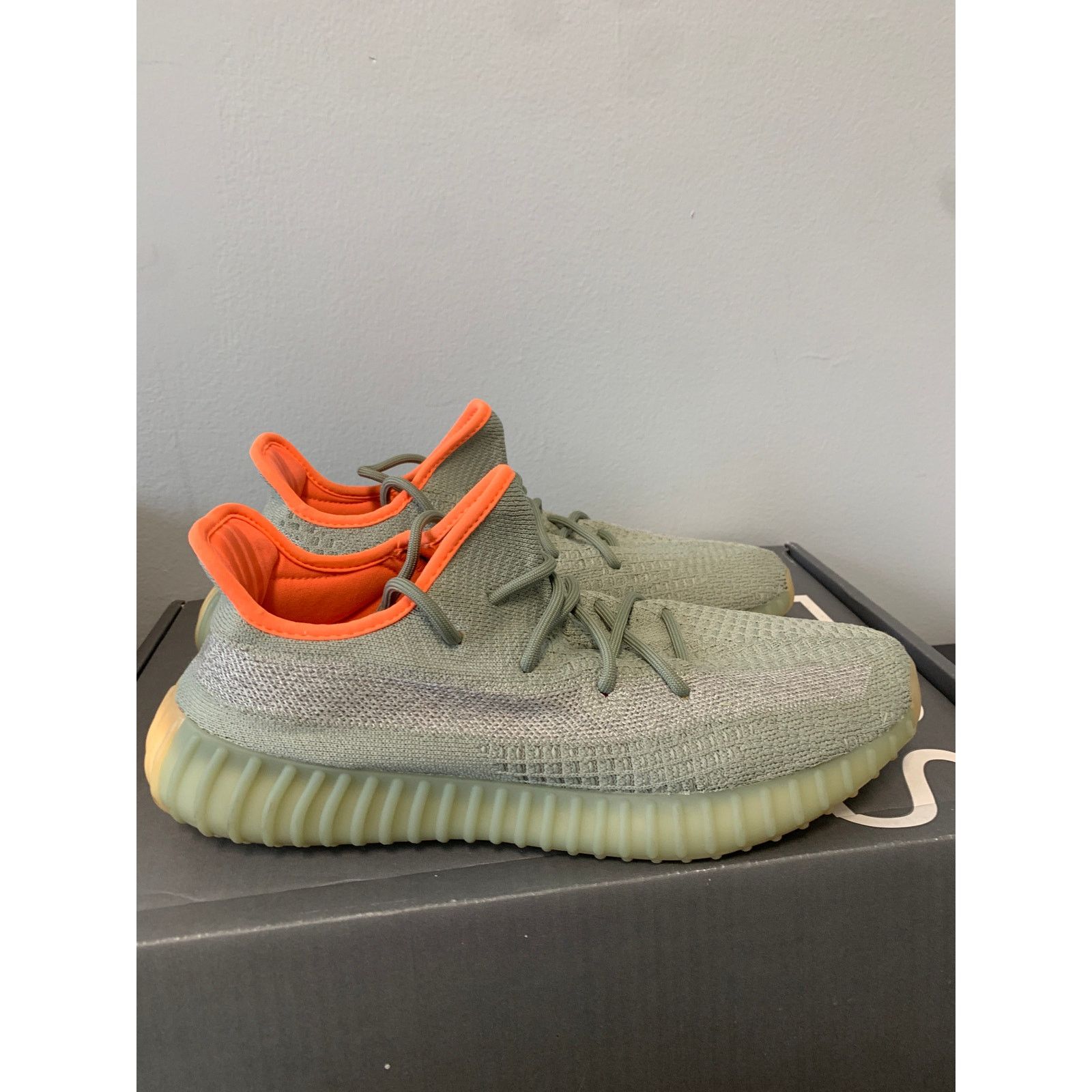 Adidas adidas Yeezy Boost 350 V2 Desert Sage Size 11.5 Used Size US 11.5 / EU 44-45 - 3 Thumbnail