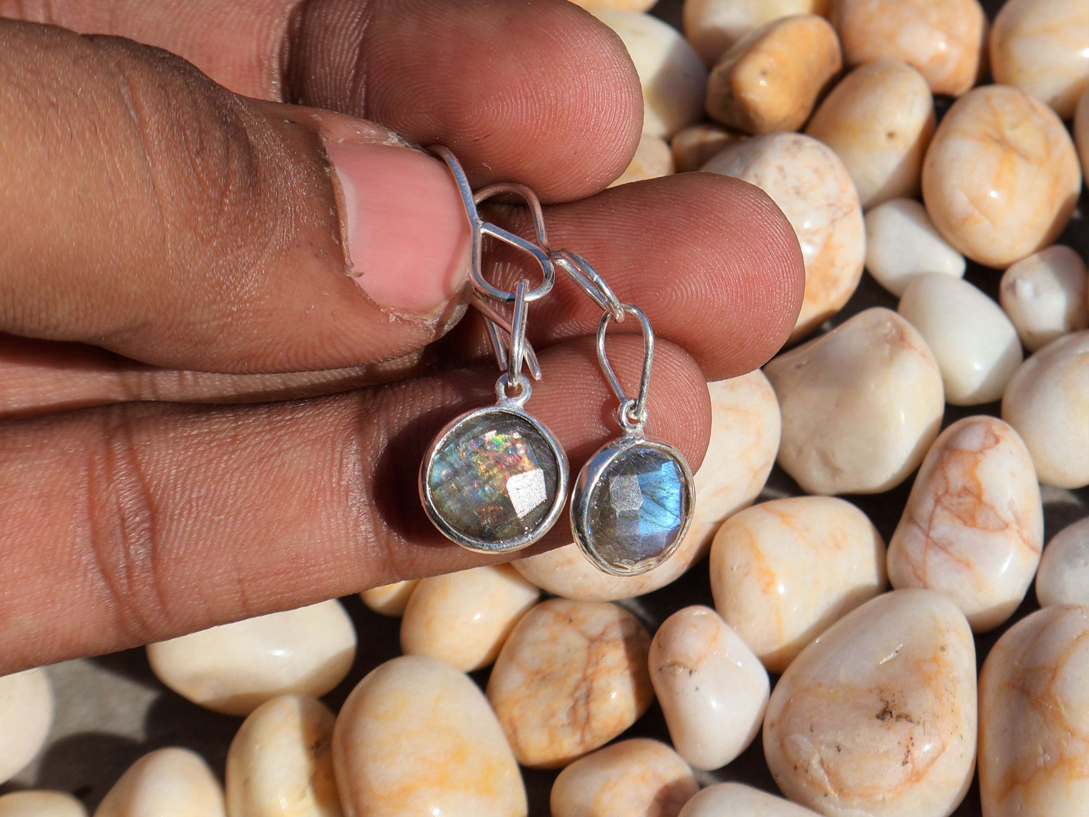 Handmade Labradorite Earring, 925 Sterling Silver Handmade Earring, Size ONE SIZE - 7 Thumbnail
