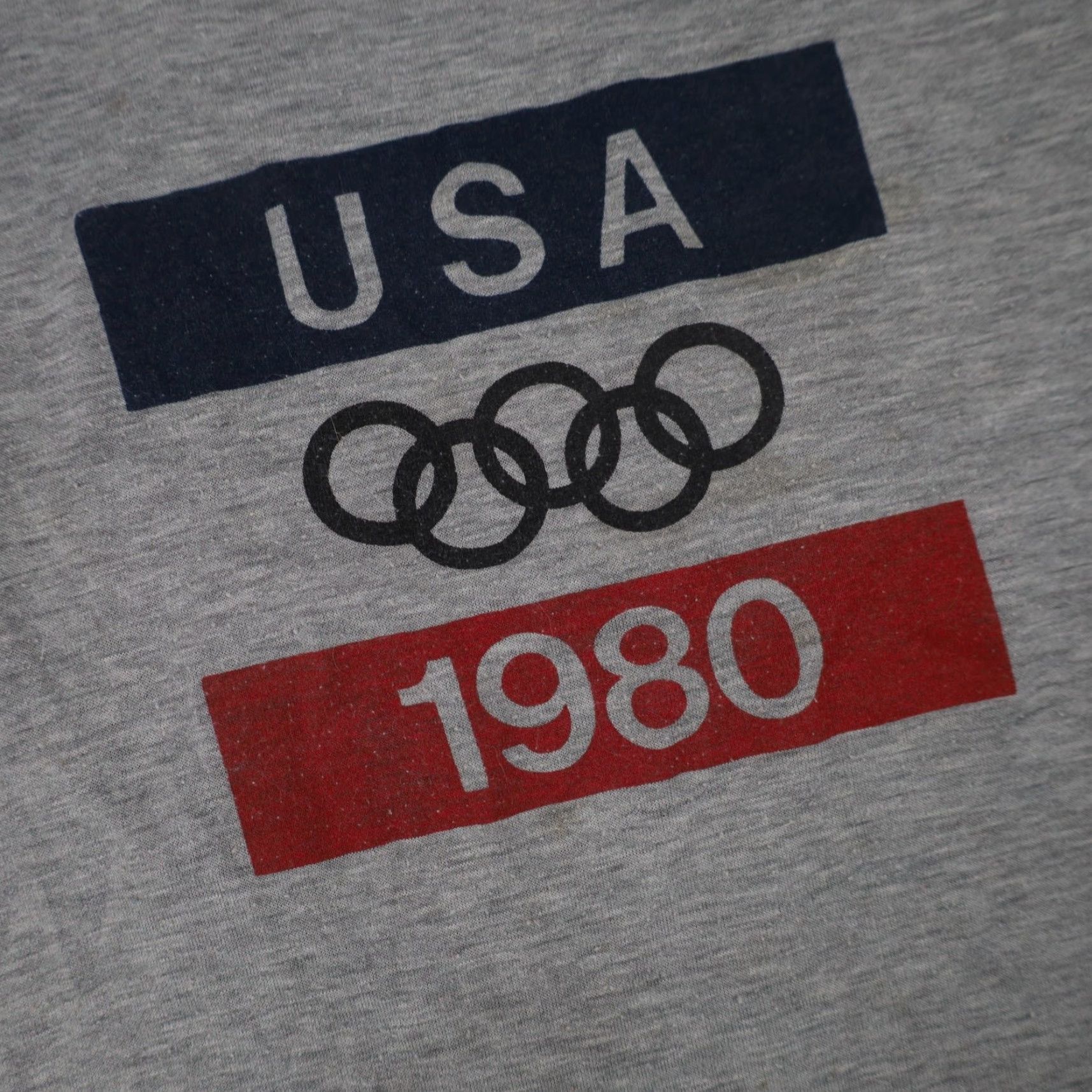 Vintage VINTAGE Levis 1980 USA Olympics Graphic T Shirt Shirt Men M Gray 1980s Mens Size US M / EU 48-50 / 2 - 4 Thumbnail