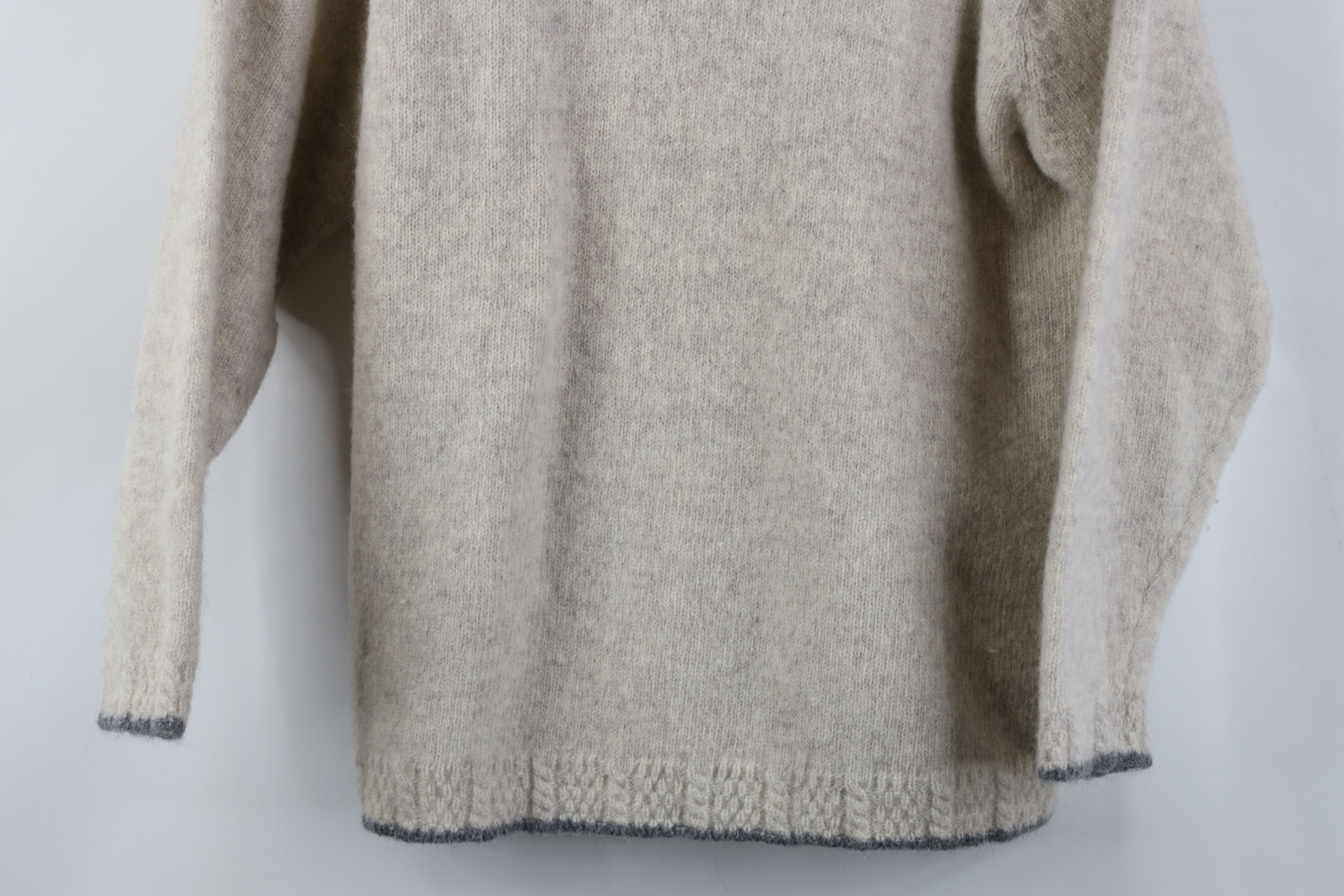 Woolrich Woolen Mills Vintage 90s Woolrich Wool Knit Turtleneck Sweater Oatmeal Size S / US 4 / IT 40 - 3 Thumbnail