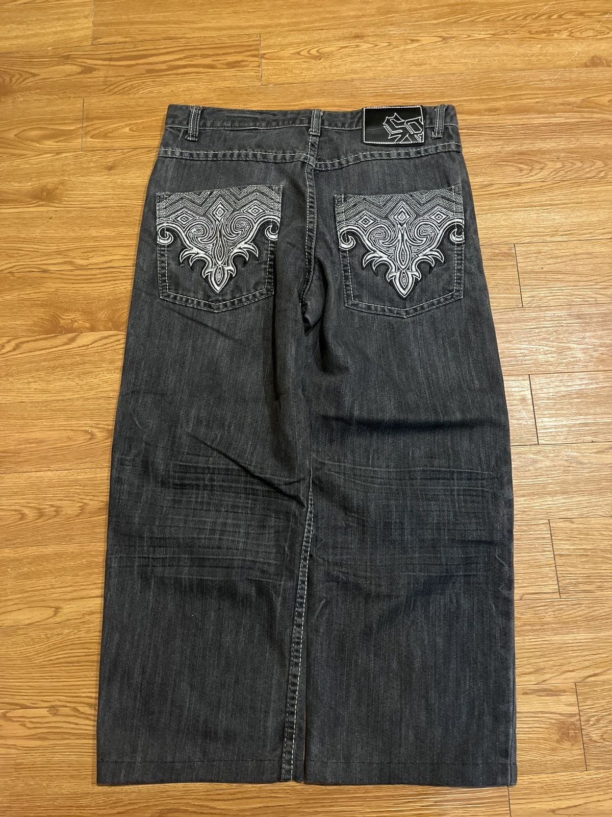 vintage y2k southpole embroidered jesse pinkman jeans