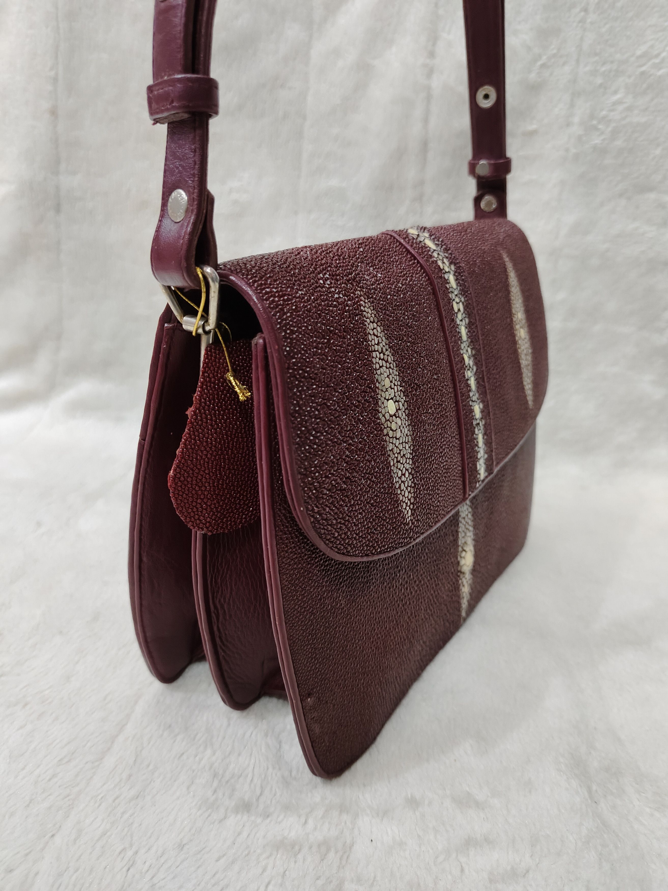 Vintage 80s Stingray Leather Burgundy Exotic Skin Shoulder Bag Size ONE SIZE - 4 Thumbnail