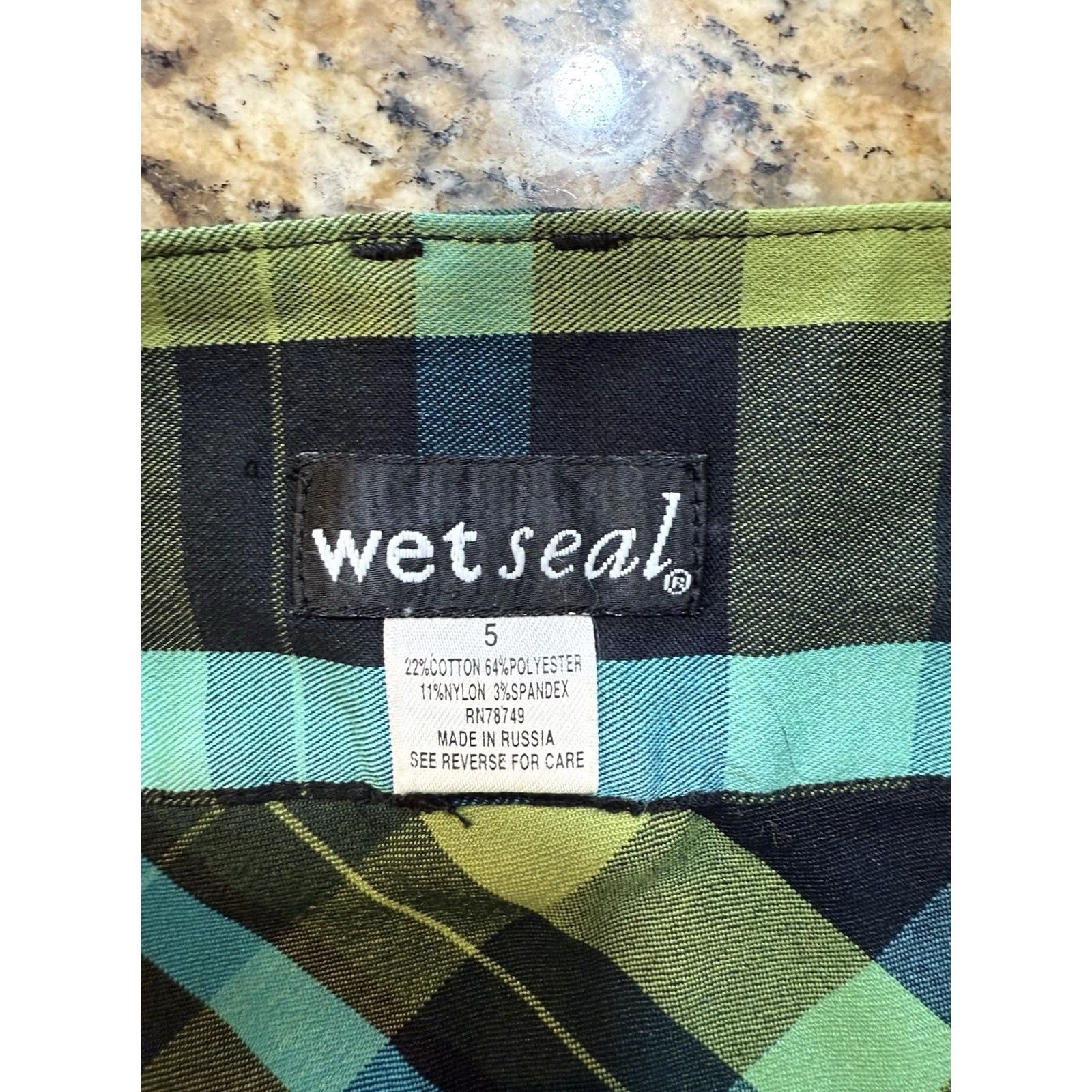 Vintage VINTAGE Wet-seal Skirt Mini Women Juniors 5 Green Plaid Grunge Punk, Chain, Short SZ 5, Wet-seal, Y2K Size 27" / US 4 / IT 40 - 4 Thumbnail