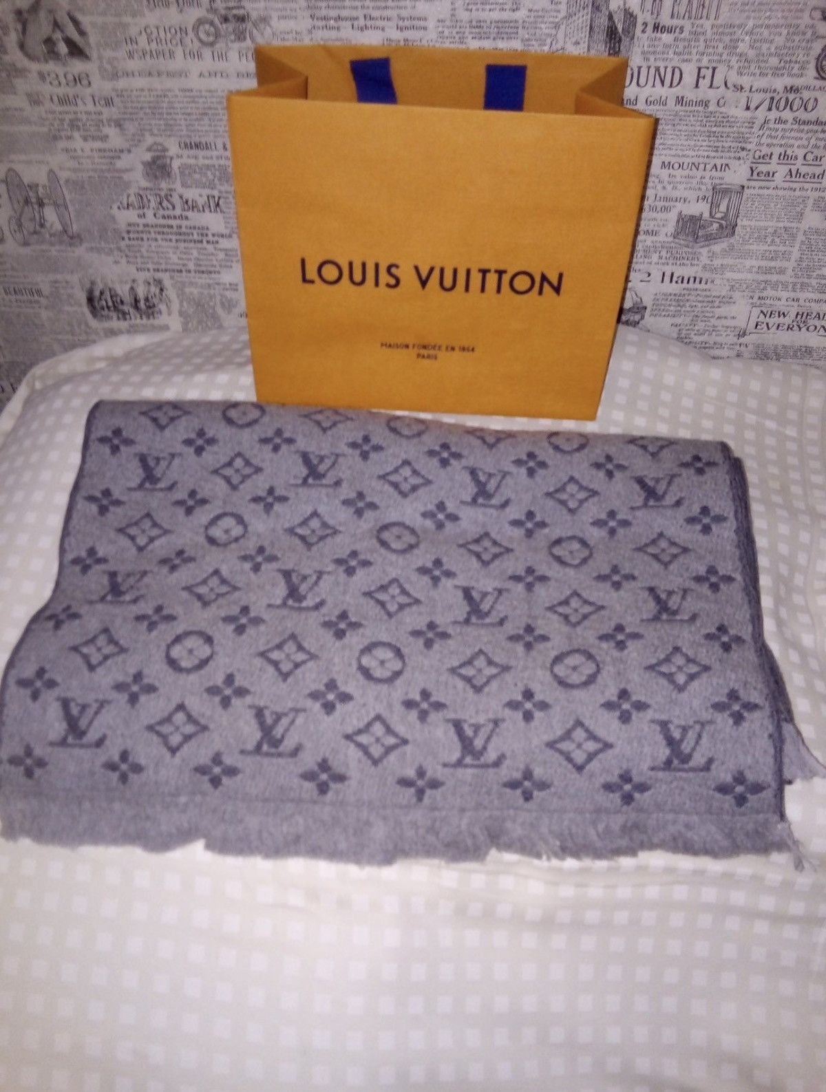 Louis Vuitton LOUIS VUITTON Monogram Wool Scarf LV esdeekid fakemink yeat Size ONE SIZE - 4 Thumbnail