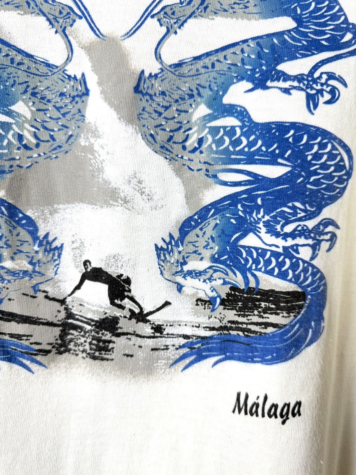 Japanese Brand 80-90’s Vintage Japanese Dragons Wave Surf T Shirt Size US XXL / EU 58 / 5 - 4 Thumbnail