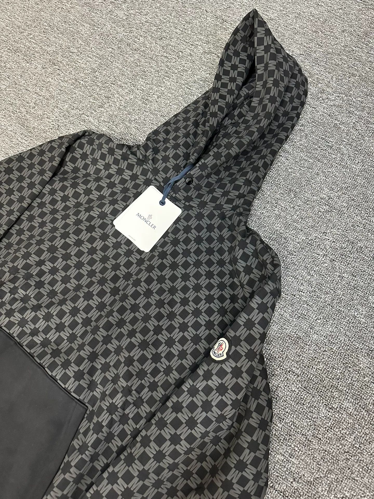 Moncler Moncler All-Over Logo Hoodie Size US XXL / EU 58 / 5 - 2 Thumbnail