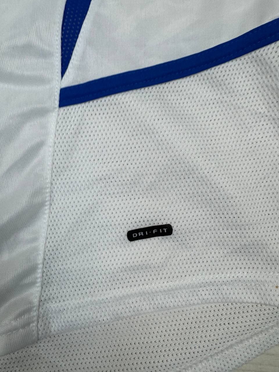 Nike Vintage Nike Brazil 2002 2004 Training Shirt Soccer Jersey Size US S / EU 44-46 / 1 - 11 Thumbnail