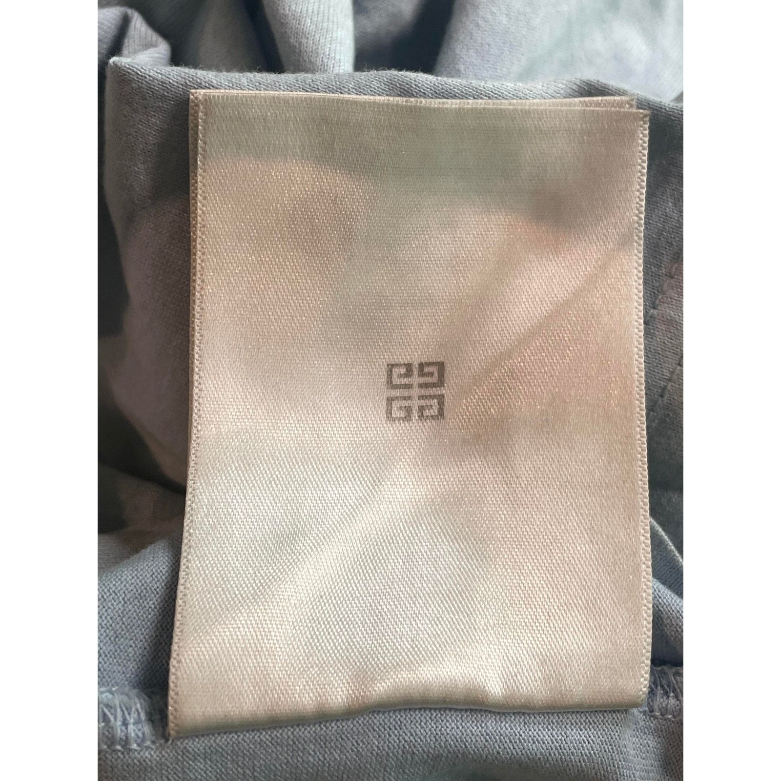 Givenchy Givenchy Script Logo Baby Blue Tee Size US S / EU 44-46 / 1 - 9 Thumbnail