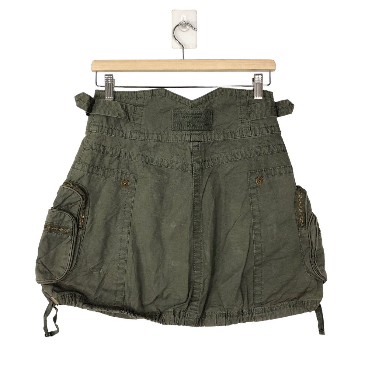 Burberry 🔥RARE DESIGN PUNK STYLE SKIRT CARGO BURBERRY BLUE LABEL Size 26" / US 2 / IT 38 - 4 Thumbnail