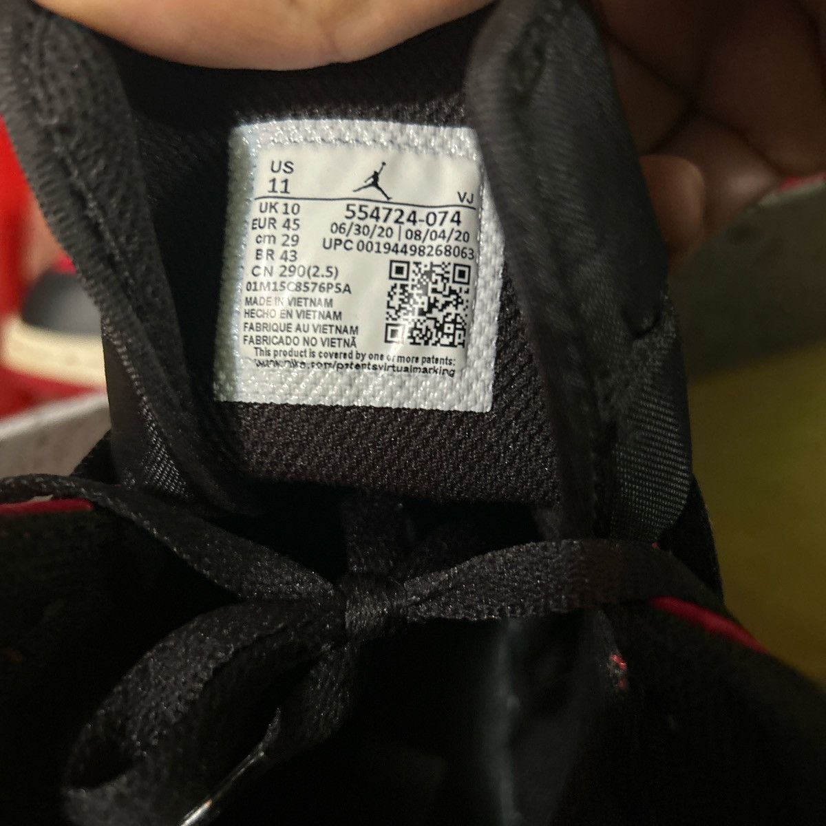 Jordan Brand Banned mid Size US 11 / EU 44 - 5 Thumbnail