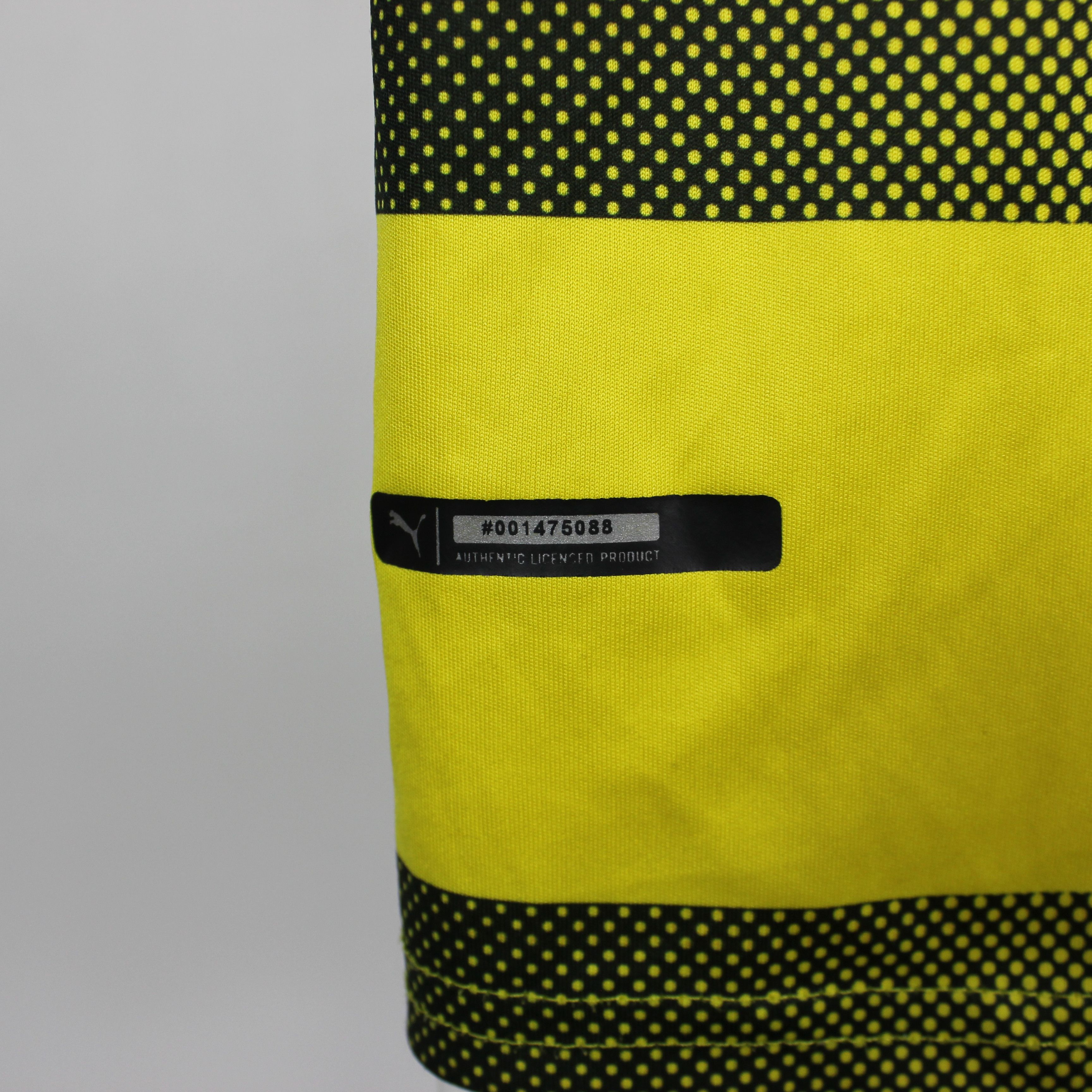 Puma BORUSSIA DORTMUND 2017 2018 Home Football Shirt Jersey Puma Size US M / EU 48-50 / 2 - 7 Thumbnail