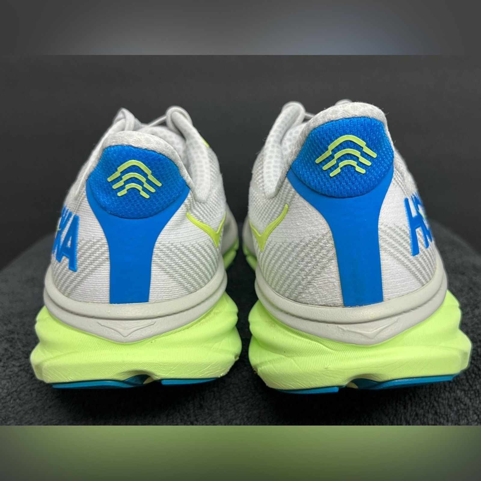 Hoka Hoka One One Clifton 9 Stardust Electric Grey Mens 12.5 D Size US 12.5 / EU 45-46 - 6 Thumbnail