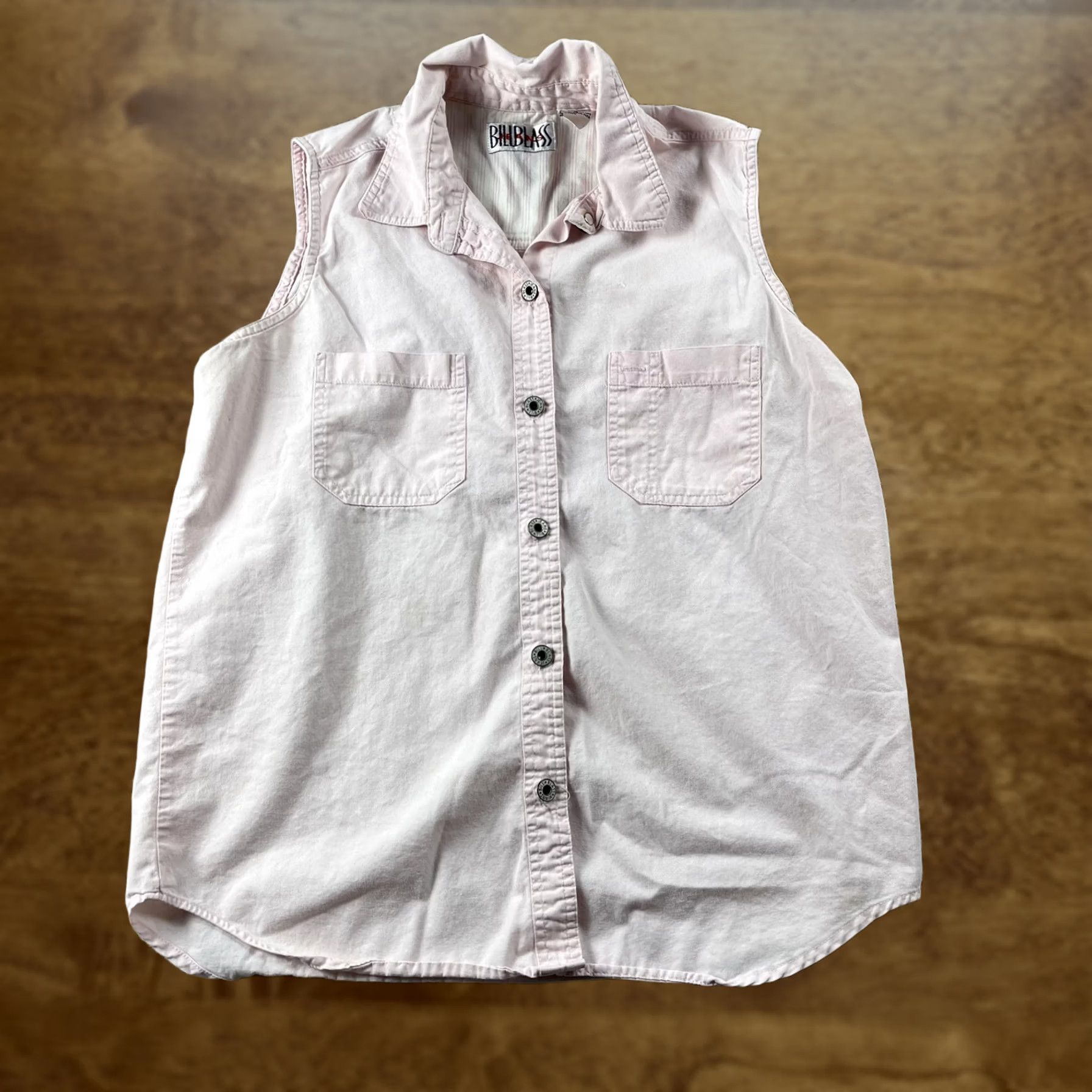 Bill Blass VINTAGE Bill Blass Shirt Womens Medium Pink Sleeveless Button Up Chambray Top Size M / US 6-8 / IT 42-44 - 1 Thumbnail