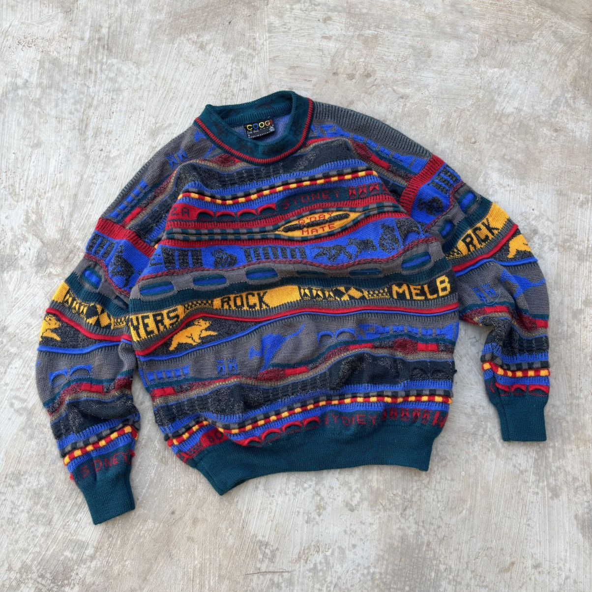 Coogi Vintage 90s Coogi 3D Knitwear Sweater Size US S / EU 44-46 / 1 - 1 Thumbnail