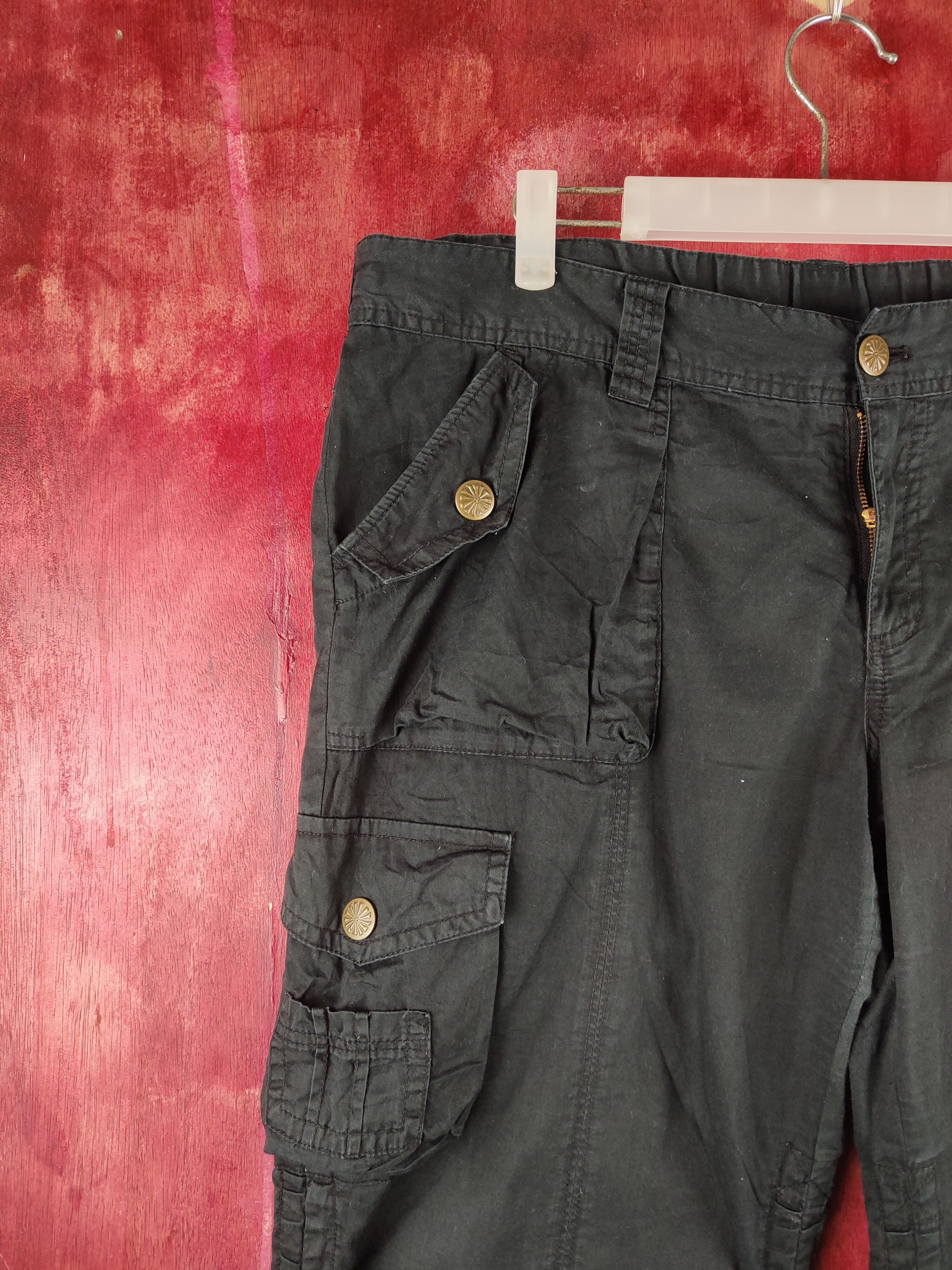 Japanese Brand Japanese Brand Black Short cargo Pants N#S49 Size US 37 - 3 Thumbnail