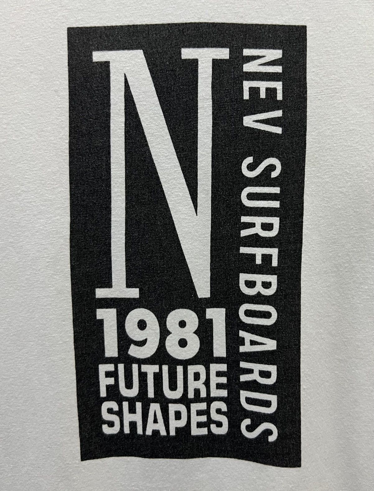 Vintage VINTAGE NEV SURFBOARDS 1981 FUTURE SHAPES SHIRT Size US L / EU 52-54 / 3 - 3 Thumbnail