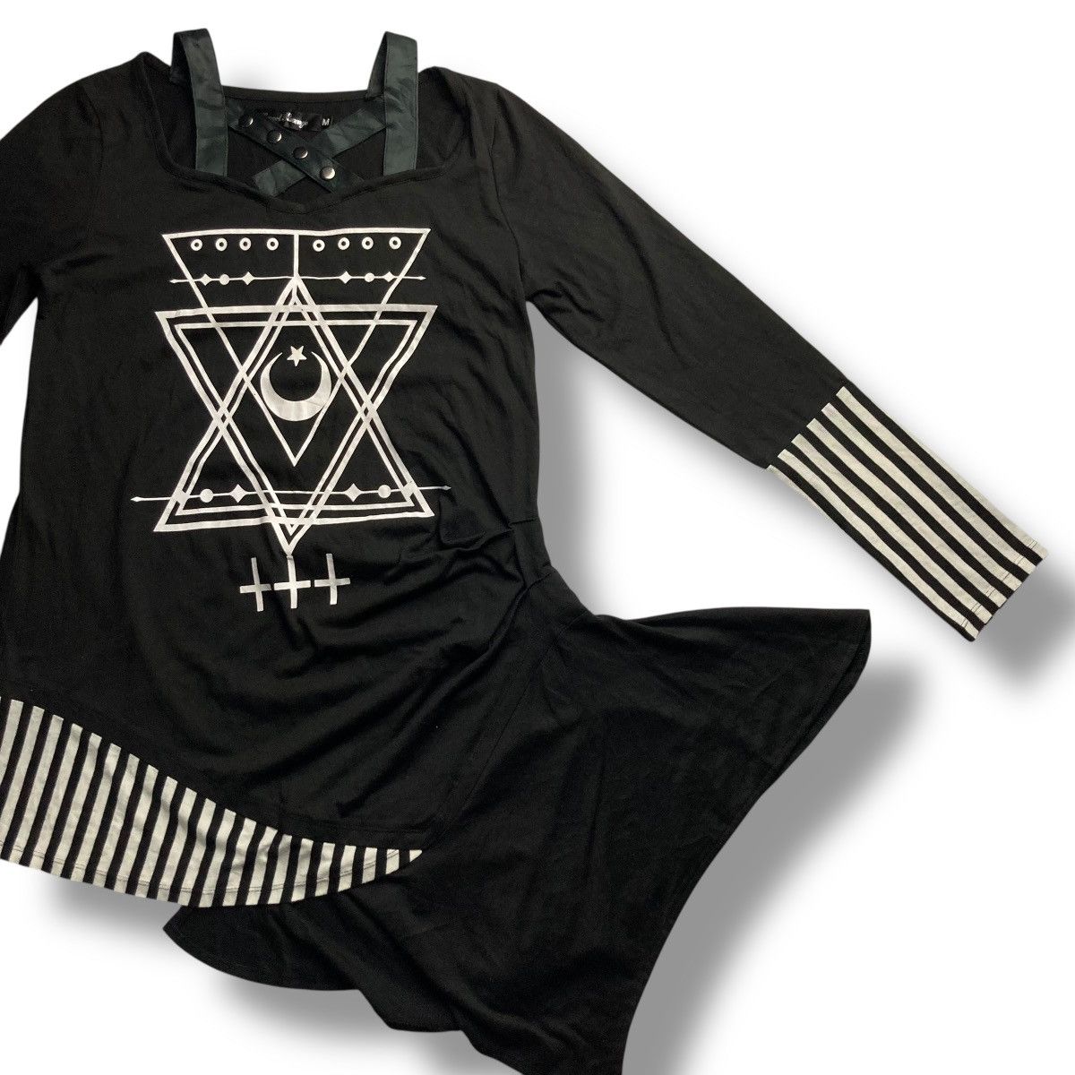 Sex Pot ReVeNGe 🇯🇵 SEX POT REVENGE PUNK GOTHIC BLOUSE Size M / US 6-8 / IT 42-44 - 5 Thumbnail