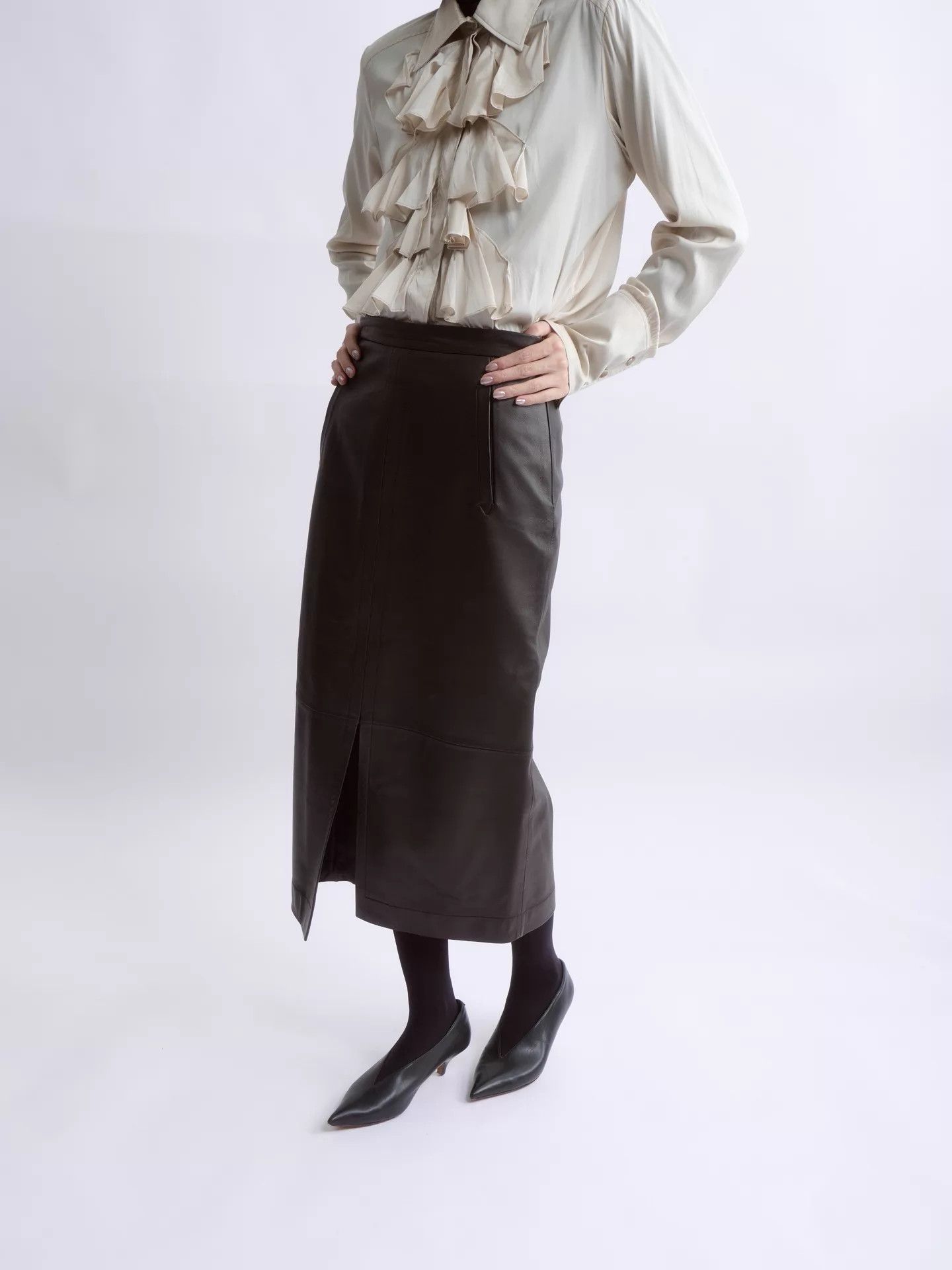 Loewe LOEWE Vintage Brown Leather High-Waist Pencil Skirt Size 26" / US 2 / IT 38 - 2 Thumbnail