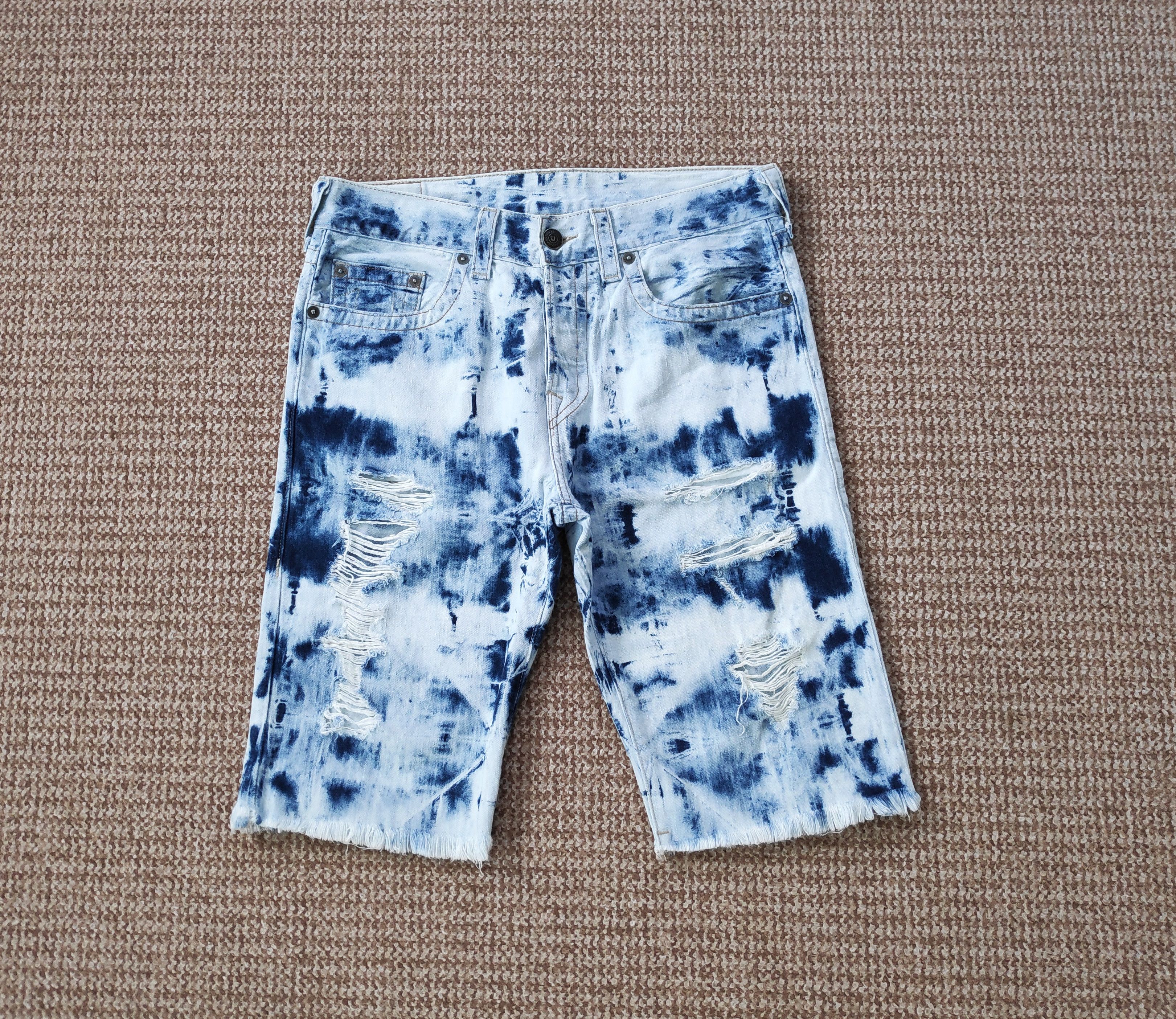 True Religion True Religion Distressed Dean Shorts made in USA sz W31 Size US 31 - 1 Thumbnail