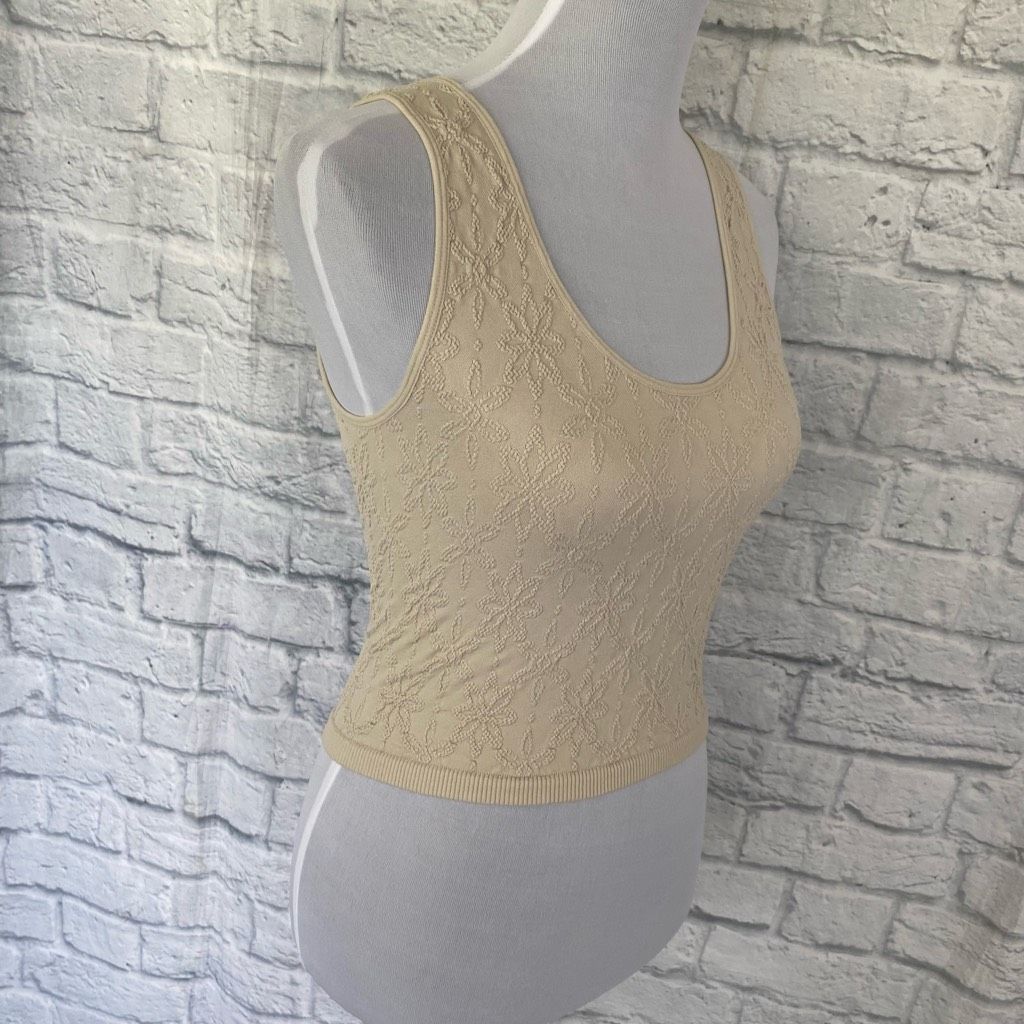 Forever 21 Forever 21 women XS crop tank top w/embroidered floral print Size XS / US 0-2 / IT 36-38 - 4 Thumbnail