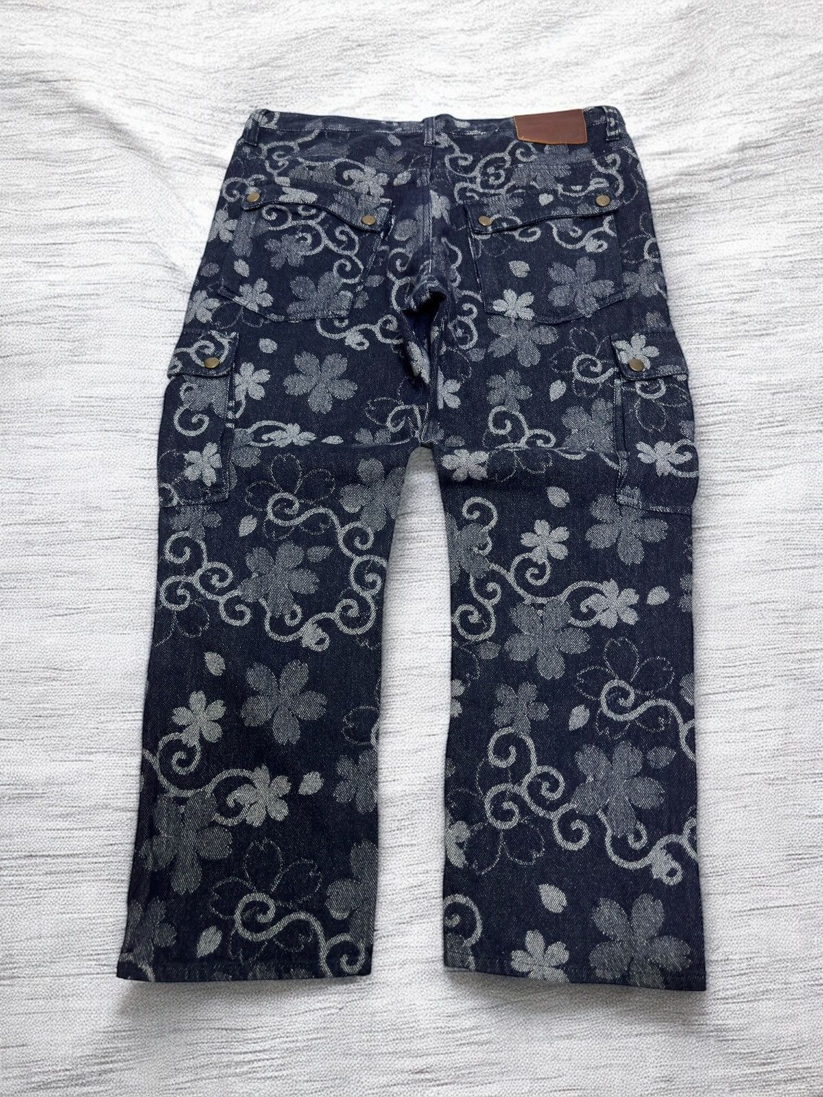 Karakuri Tamashii Japan Brand Cropped Utility Cargo Multi Pocket Streetwear Size US 33 - 2 Thumbnail