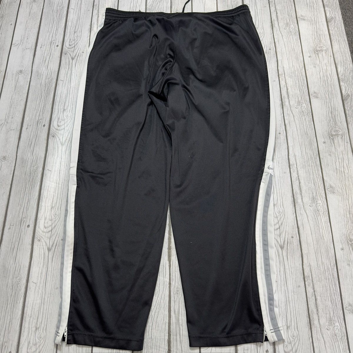 Nike Nike pants Size US 32 / EU 48 - 2 Thumbnail