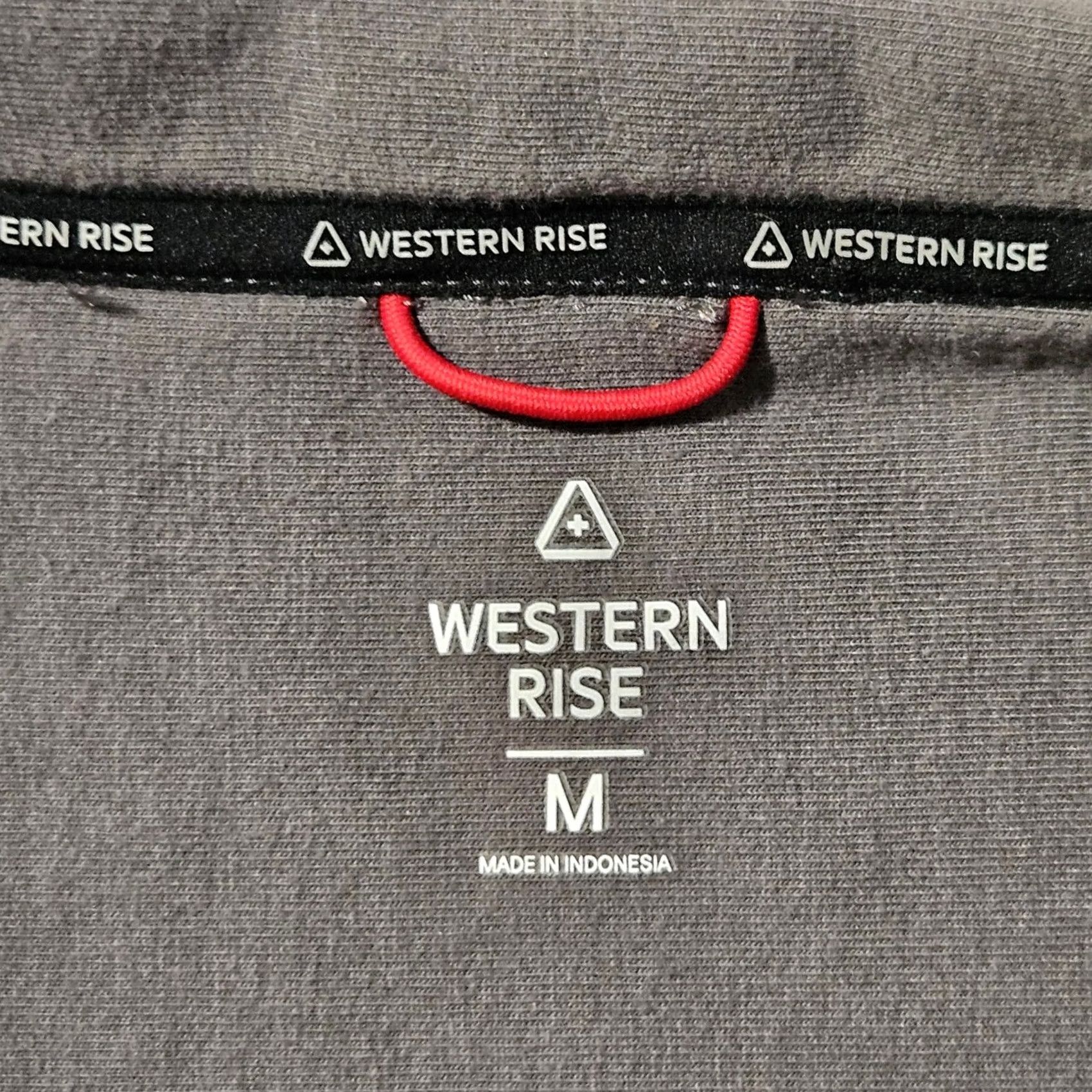 Vintage Western Rise Polo Mens Size M Gray Short Sleeve Performance Golfing Travel Shirt Size US M / EU 48-50 / 2 - 3 Thumbnail