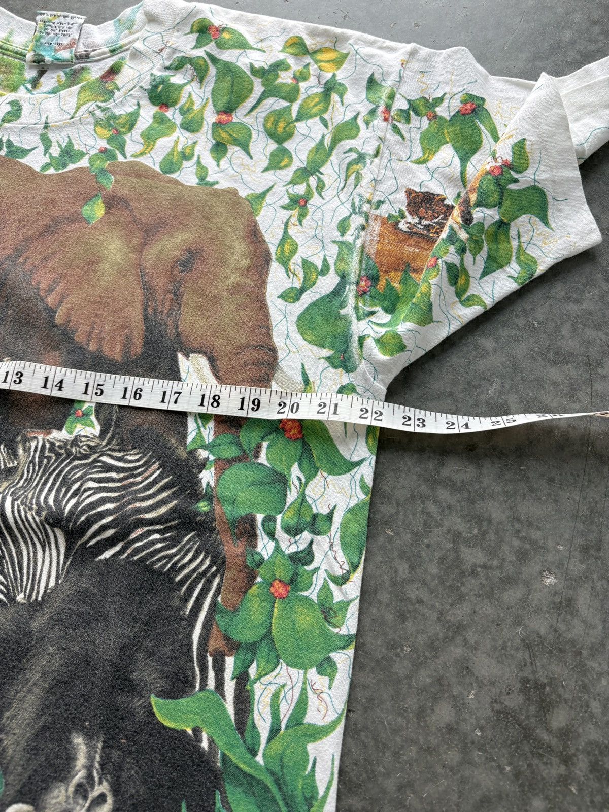 Vintage Vintage 90s Wild Oats Safari AOP Graphic Tee Size US XL / EU 56 / 4 - 12 Thumbnail
