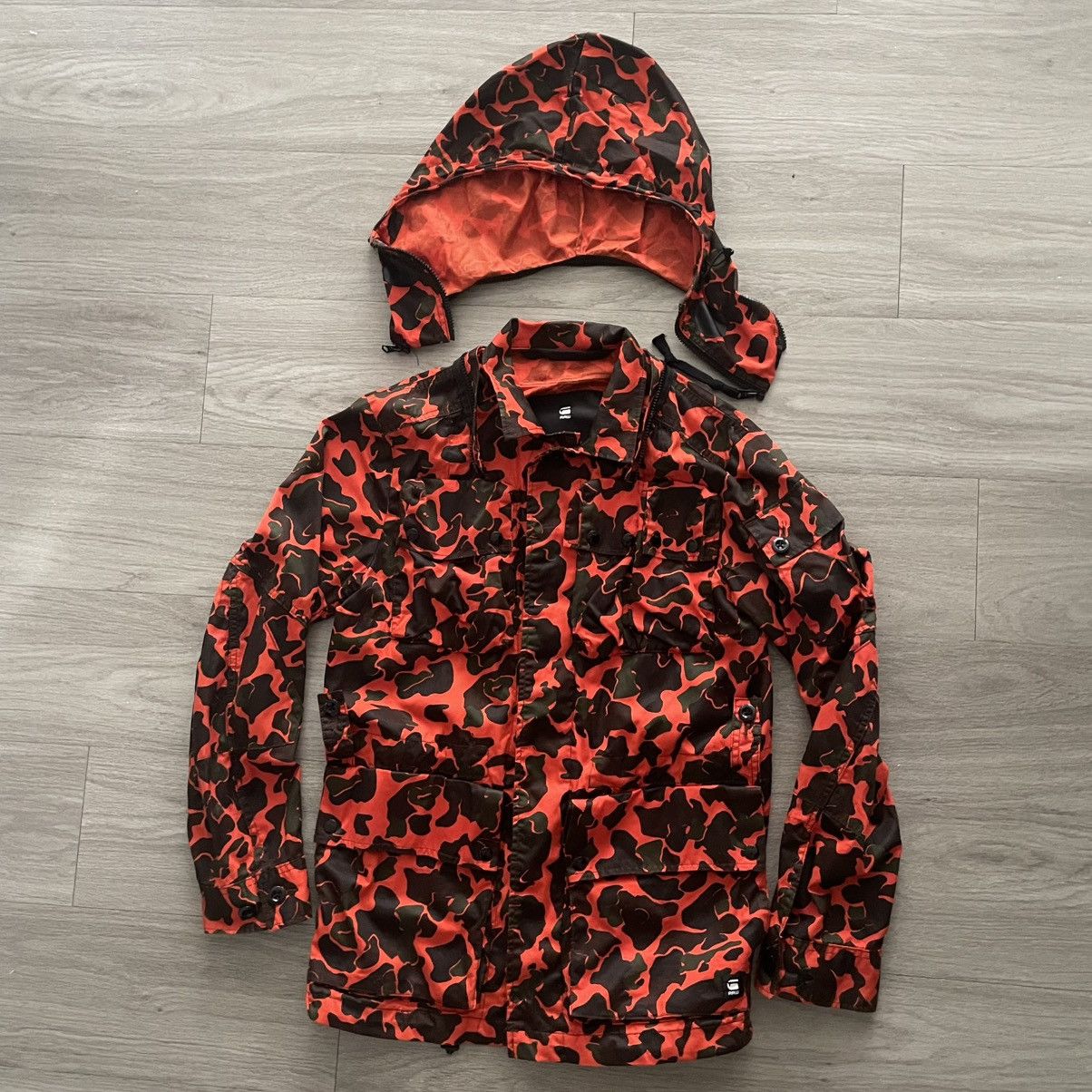 G-Star × Pharrell Pharrell x GSTAR Elwood 25 orange camo duck jacket pants Size US 30 / EU 46 - 9 Thumbnail