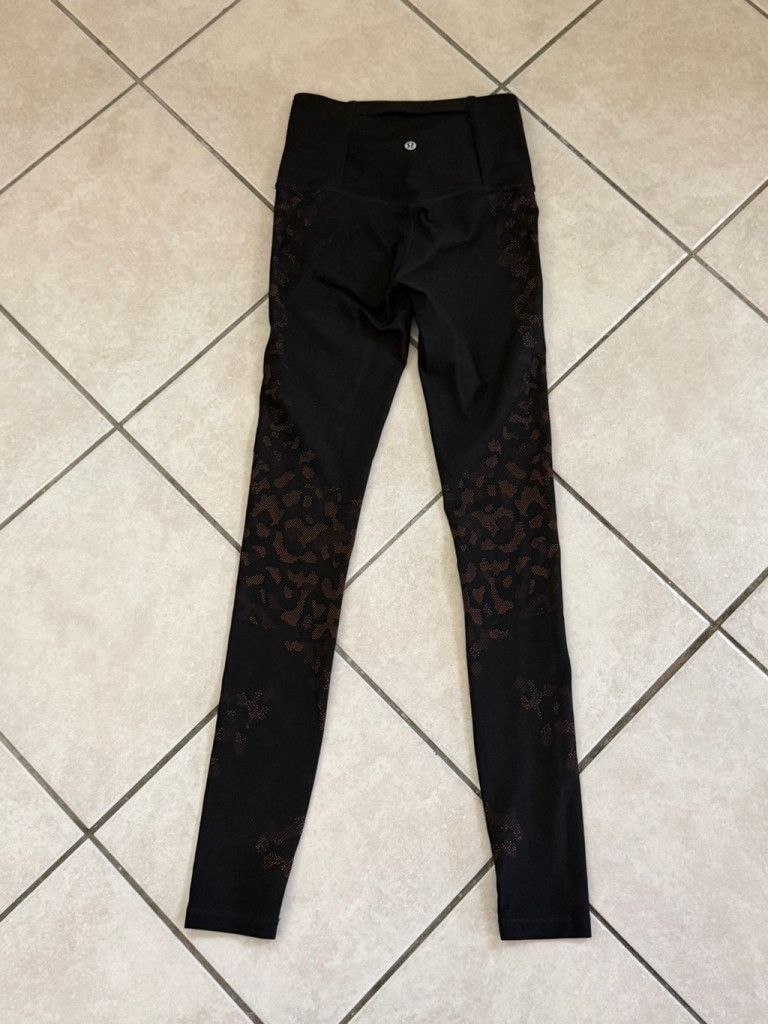 Lululemon LULULEMON MAPPED OUT HR TIGHT 28” CAMO BLACK/BRICK SIZE 4 Size 27" / US 4 / IT 40 - 5 Thumbnail