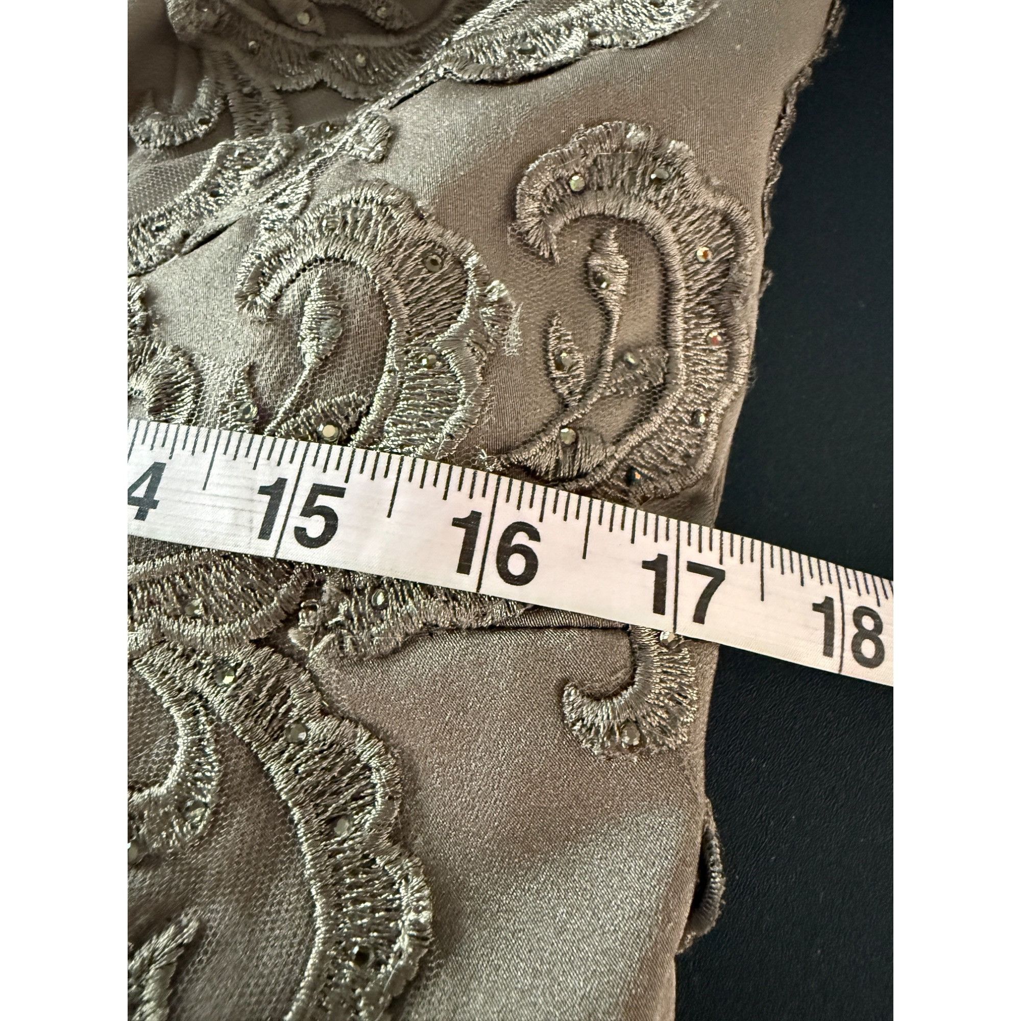 Other La Femme Off-The-Shoulder Gown With Lace Bodice & Satin Skir Size XL / US 12-14 / IT 48-50 - 4 Thumbnail