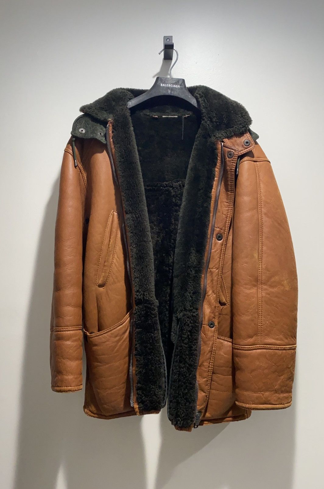 Saks Fifth Avenue 90s Vintage Leather Shearling Jacket with Detachable Hood Size US M / EU 48-50 / 2 - 8 Thumbnail