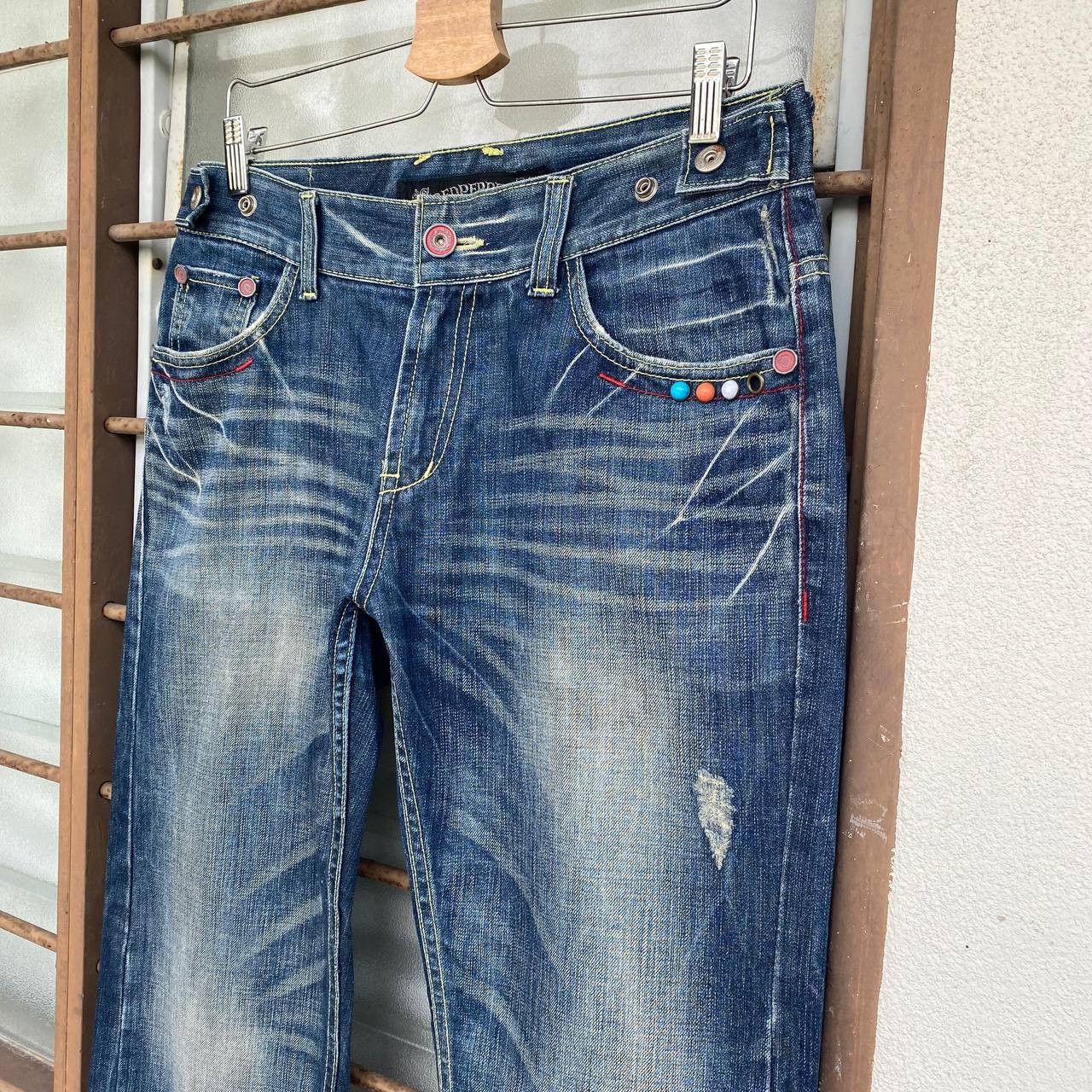 Japanese Brand × Le Grande Bleu (L.G.B.) × Tornado Mart A BEAUTIFUL FLARE DENIM RED PEPPER GOLD LABEL EAGLE WING Size US 31 - 5 Thumbnail