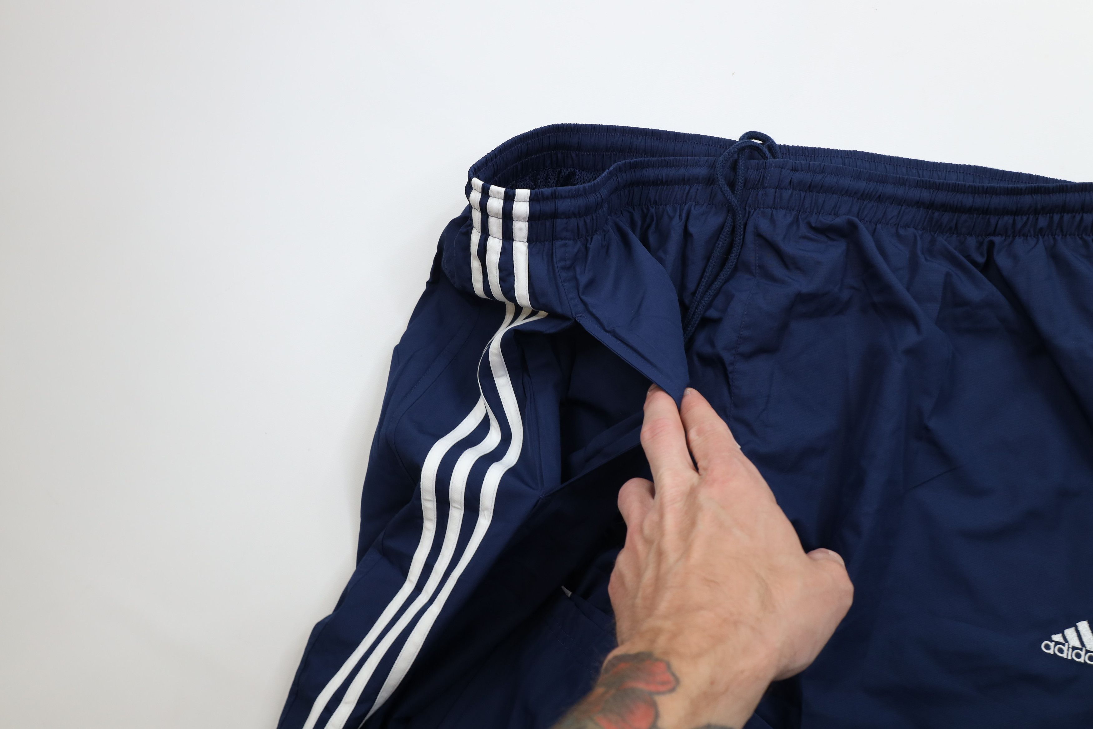 Adidas Vintage Y2K 2004 Adidas Lined Wide Leg Windbreaker Pants Size US 40 / EU 56 - 7 Thumbnail