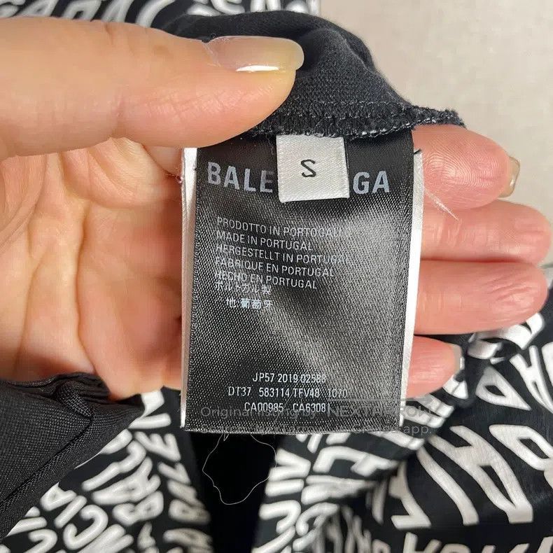 Other Balenciaga Full Print Long Sleeve Size US S / EU 44-46 / 1 - 3 Thumbnail