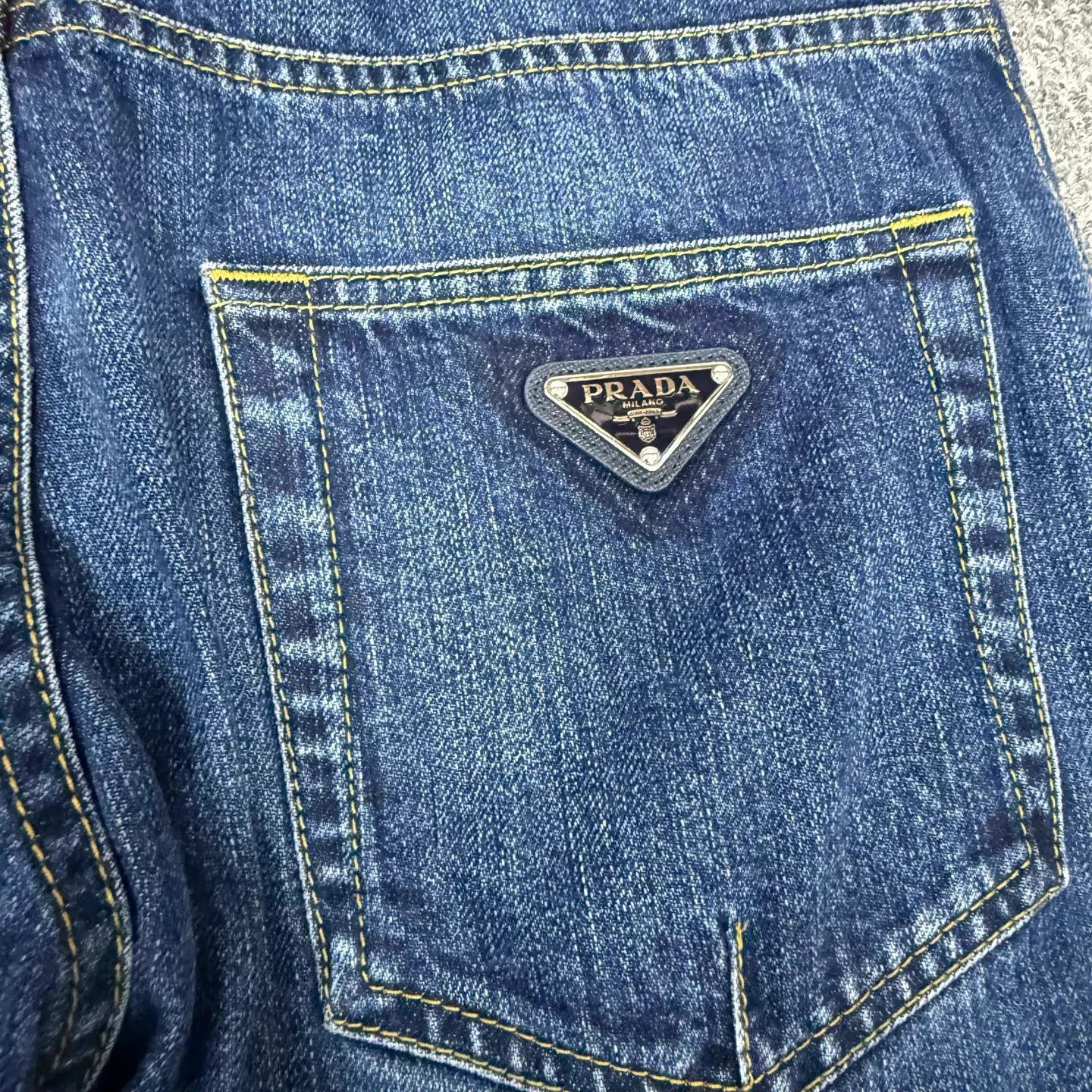 Prada Prada Blue Back Triangle Logo Jeans 30 Unused Tags Size US 30 / EU 46 - 4 Thumbnail