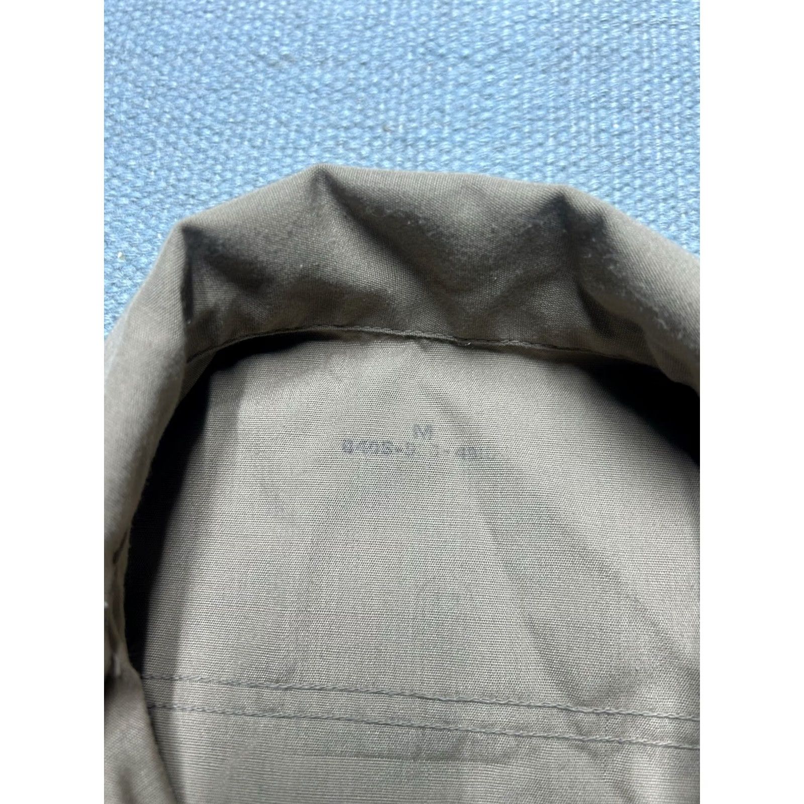 Vintage VINTAGE Army patched button shirt khaki tan distressed Med Military Mens Size US M / EU 48-50 / 2 - 4 Thumbnail