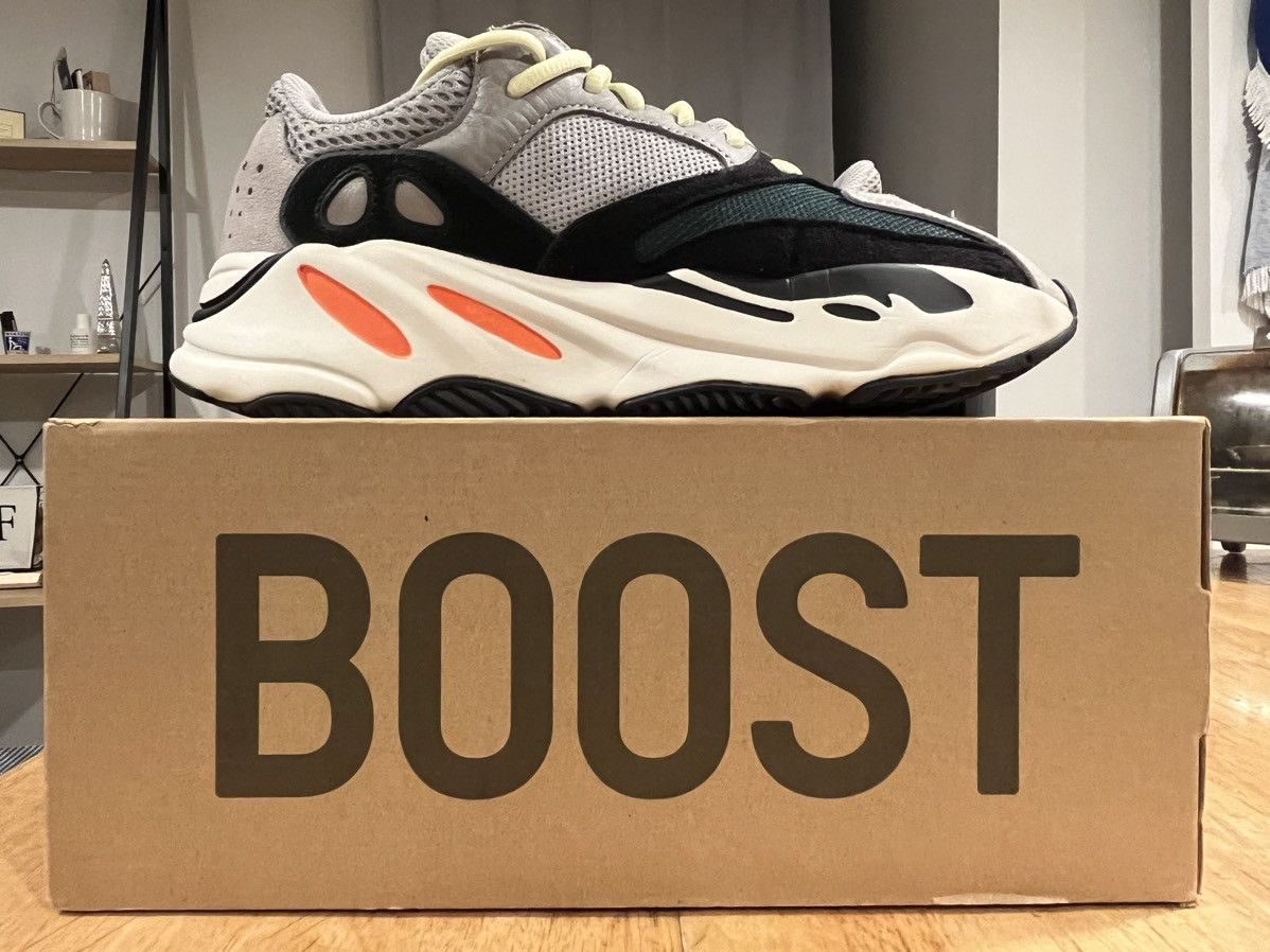 Adidas × Kanye West YEEZY BOOST 700 Size US 8 / EU 41 - 16 Thumbnail