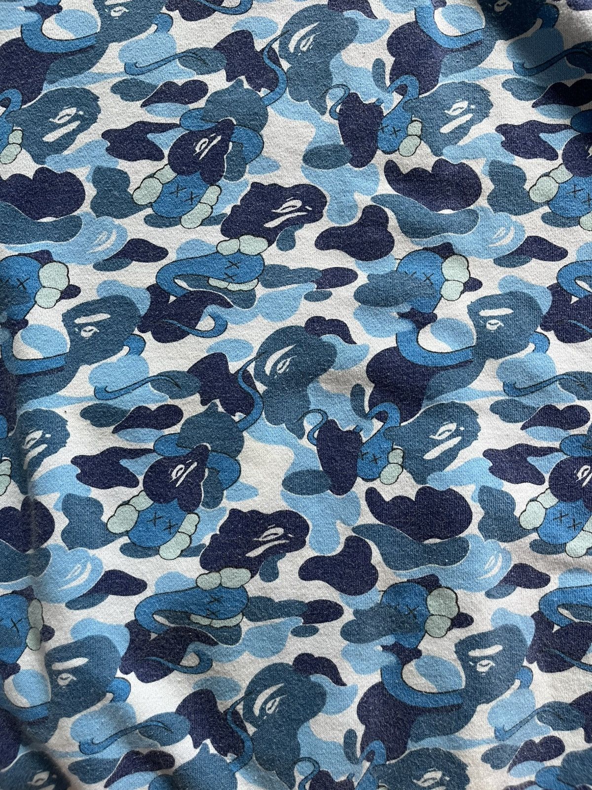 Bape × Kaws Bape x Kaws Blue Camo Size US XL / EU 56 / 4 - 5 Thumbnail