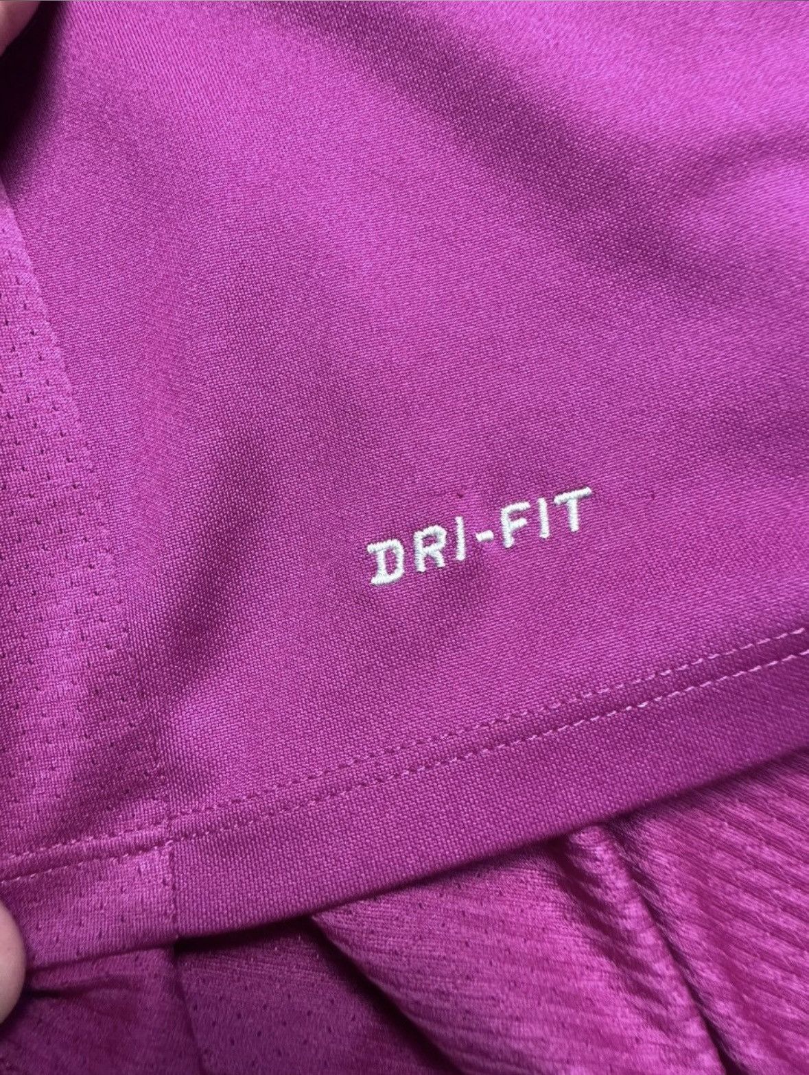 Other Vintage Nike Barcelona soccer jersey purple size M Size US M / EU 48-50 / 2 - 6 Thumbnail