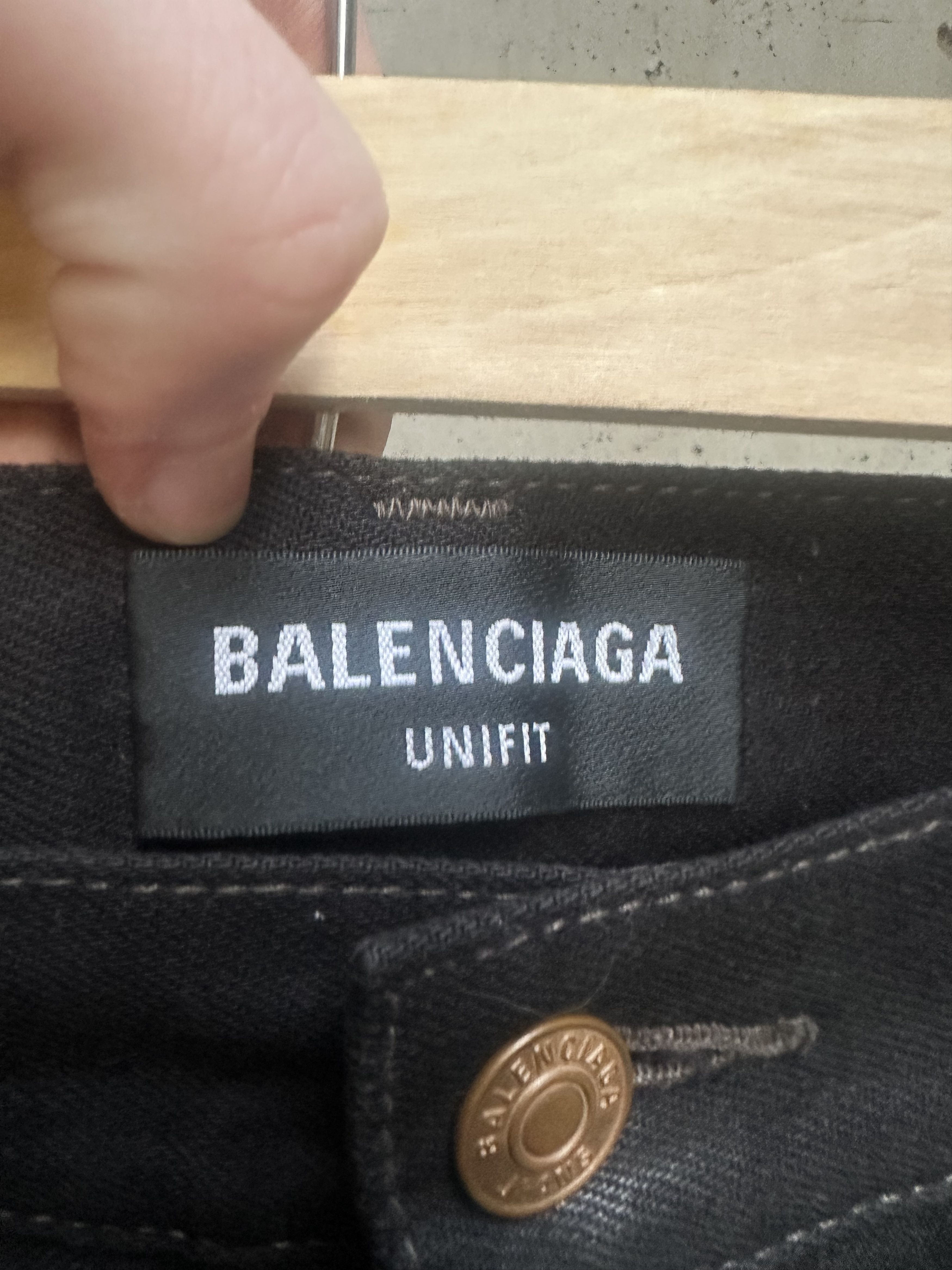 Balenciaga Balenciaga Destroyed Boxer denim Size US 34 / EU 50 - 4 Thumbnail