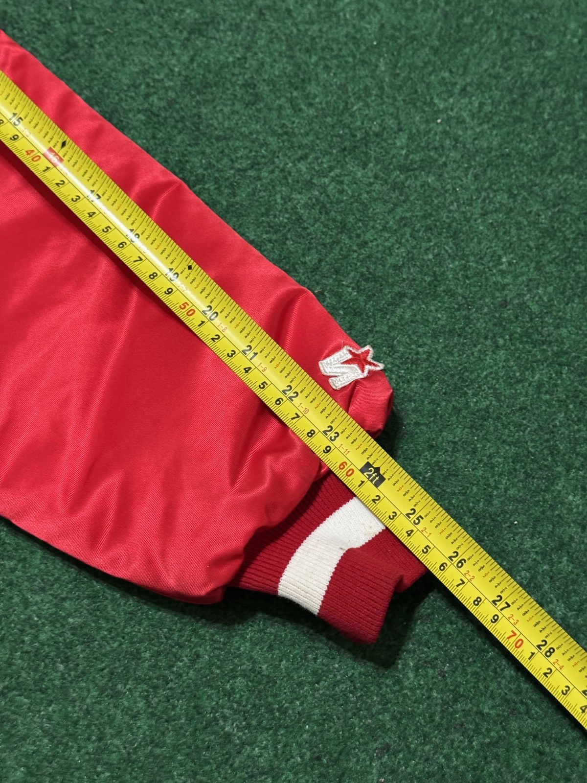 Starter Vintage Cincinnati Reds Starter 80s 90s Satin MLB Jacket Lrg Size US L / EU 52-54 / 3 - 7 Thumbnail