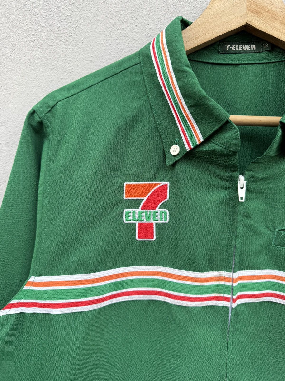 Japanese Brand Vintage Japanese 7ELEVEN Zip Up Longsleeve Shirt Size US M / EU 48-50 / 2 - 3 Thumbnail
