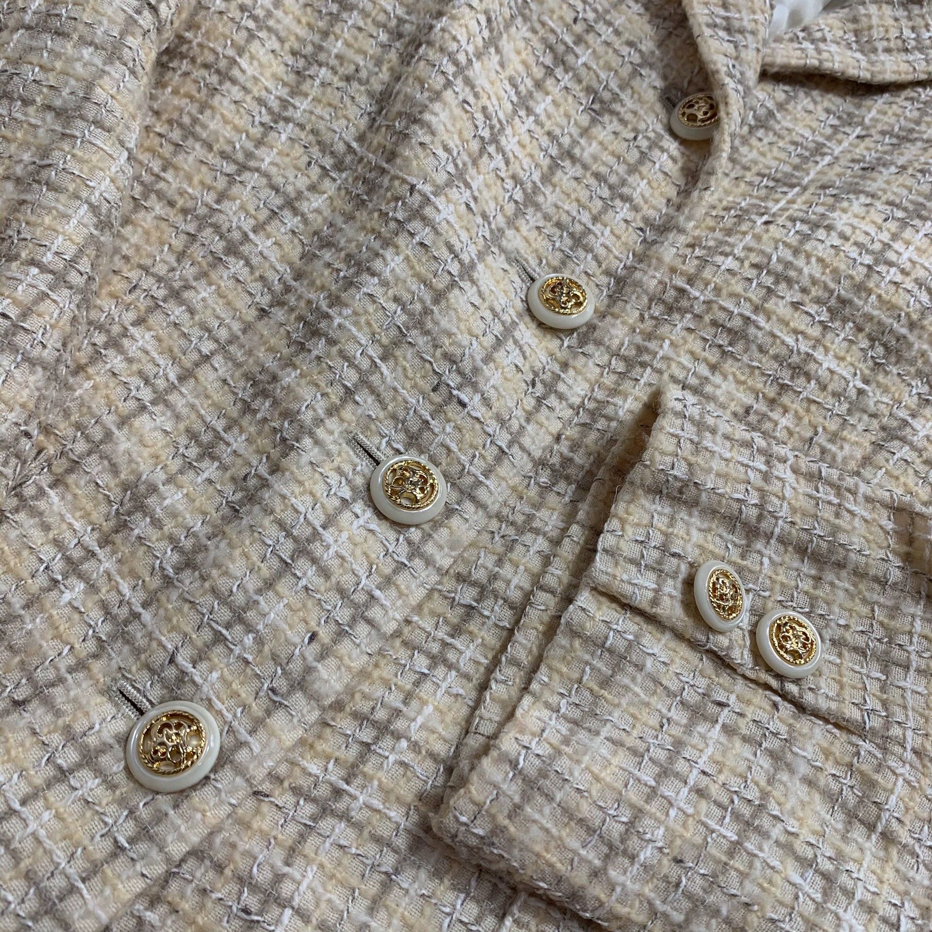 Burberry Burberry Yellow Gold Button Set Size US M / EU 48-50 / 2 - 1 Thumbnail