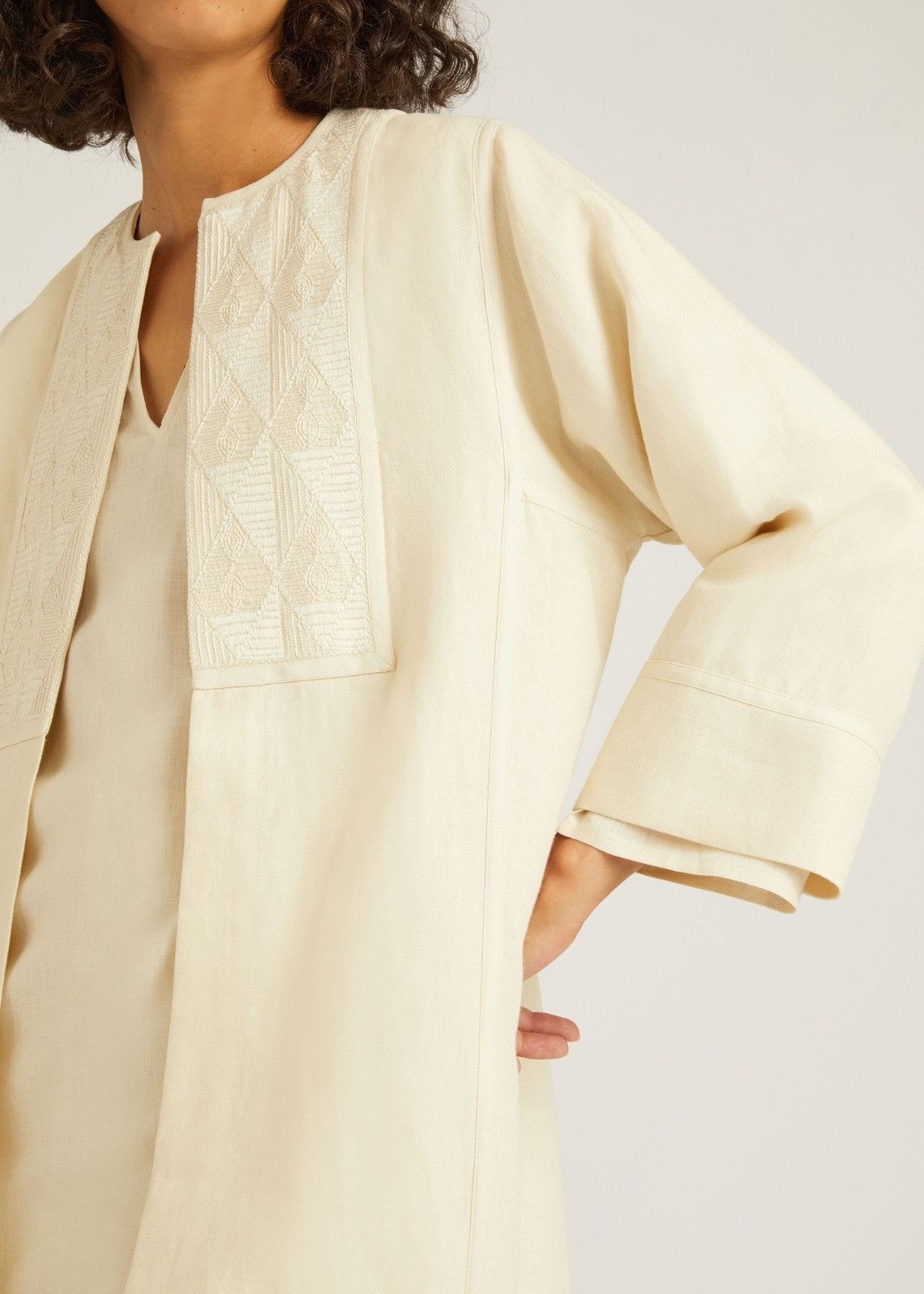 Loro Piana o1srvl11e0824 Christa Antigua Jacket in Cream Size XXL / US 16-18 / IT 52-54 - 4 Thumbnail